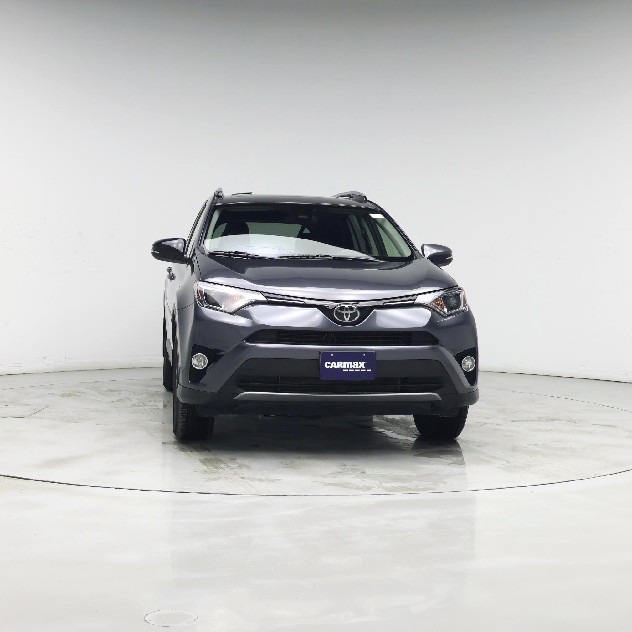 Thumbnail: 2017 Toyota RAV4 - 5
