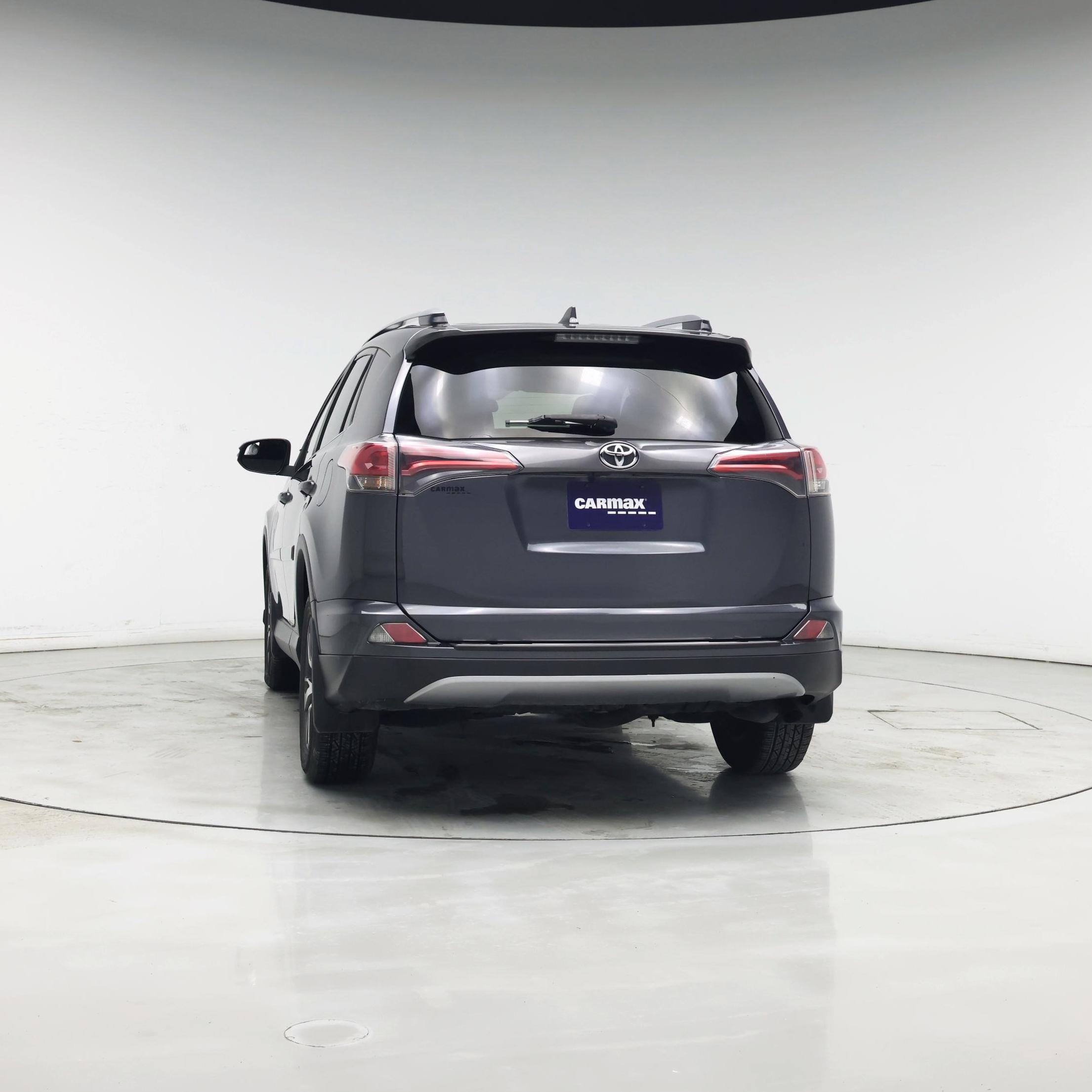 Thumbnail: 2017 Toyota RAV4 - 6