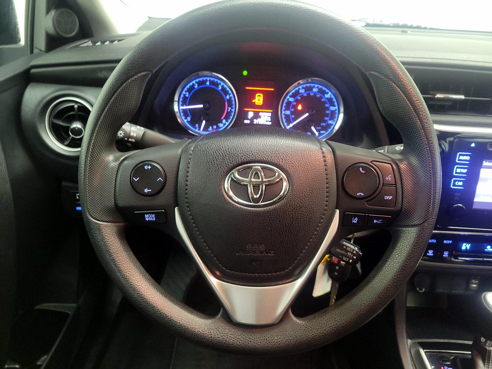 Thumbnail: 2017 Toyota Corolla - 10