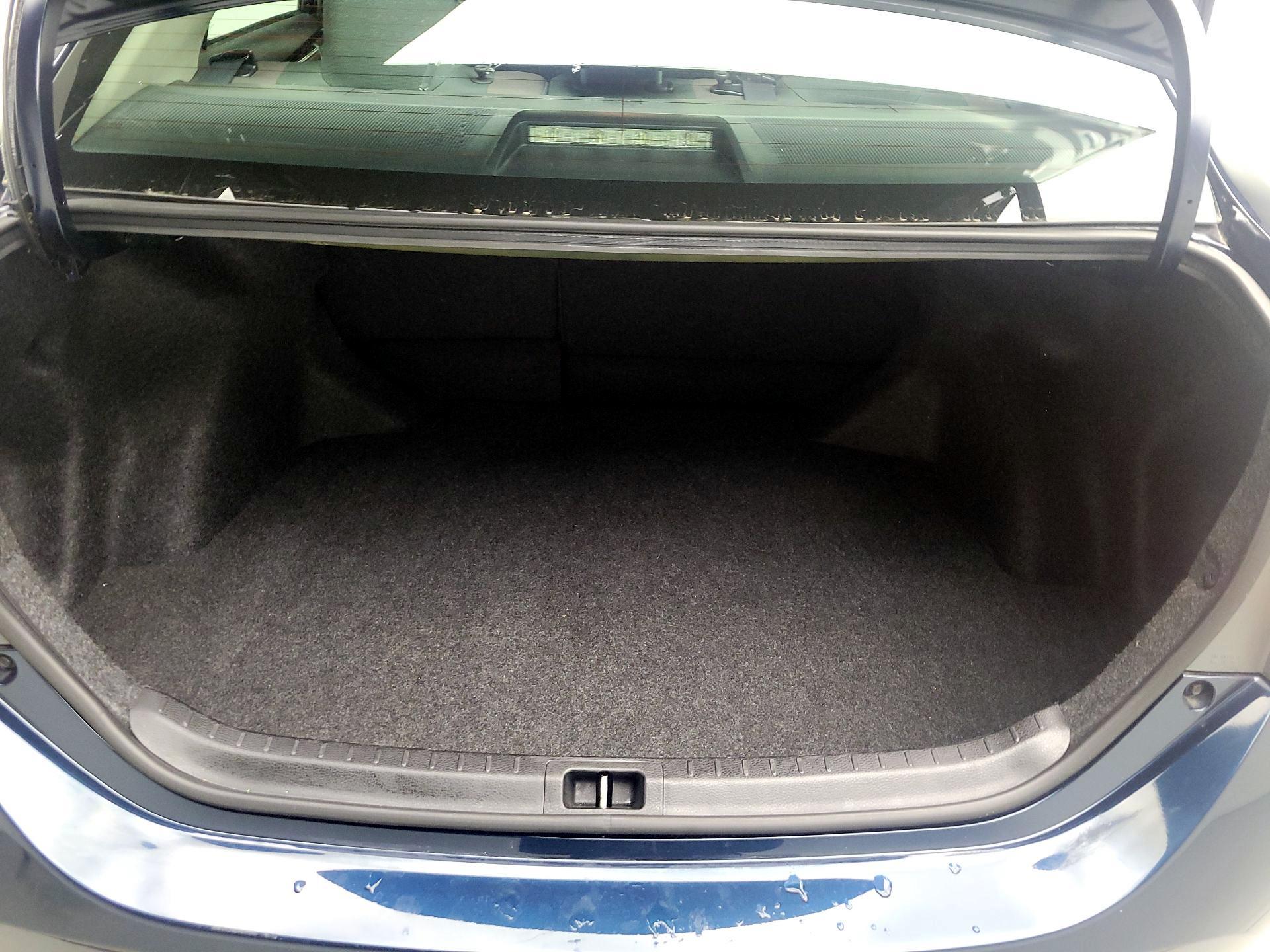 Thumbnail: 2017 Toyota Corolla - 20