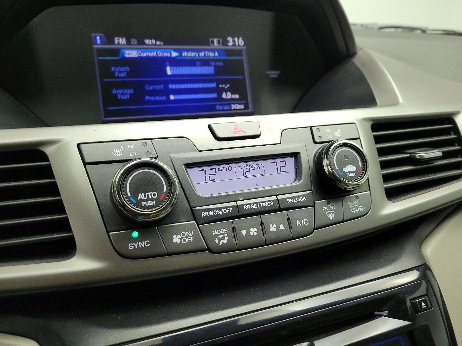 Thumbnail: 2016 Honda Odyssey - 15