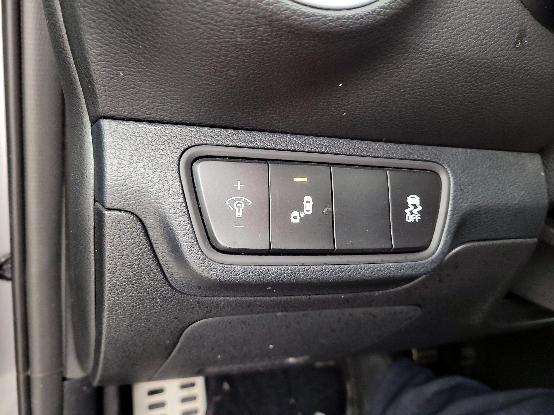 Thumbnail: 2024 Kia Forte - 13