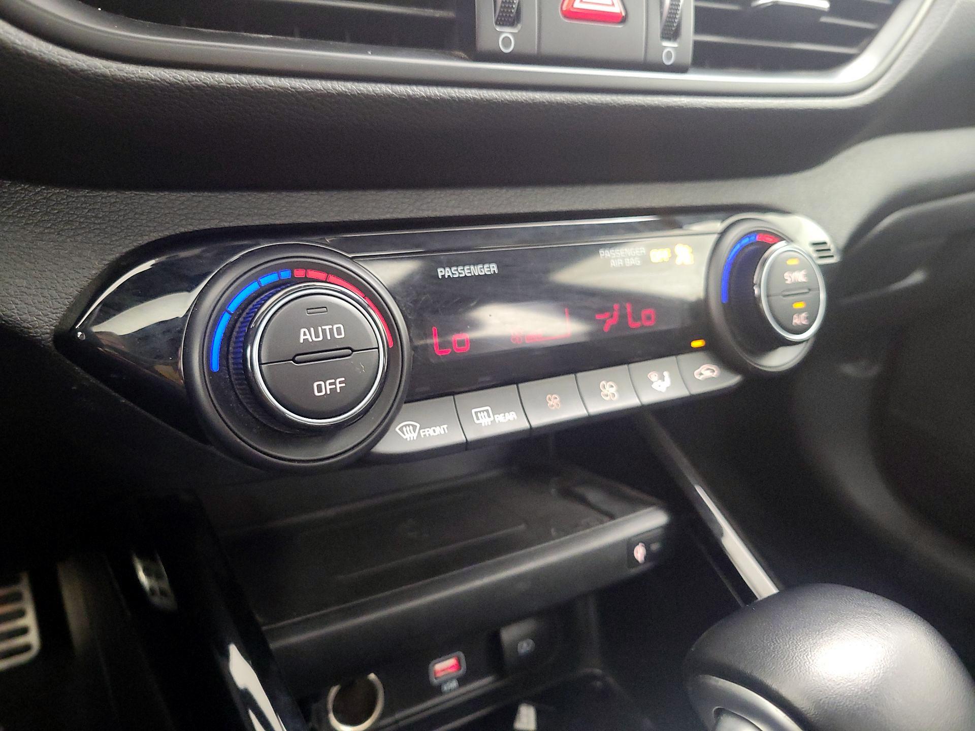 Thumbnail: 2024 Kia Forte - 17