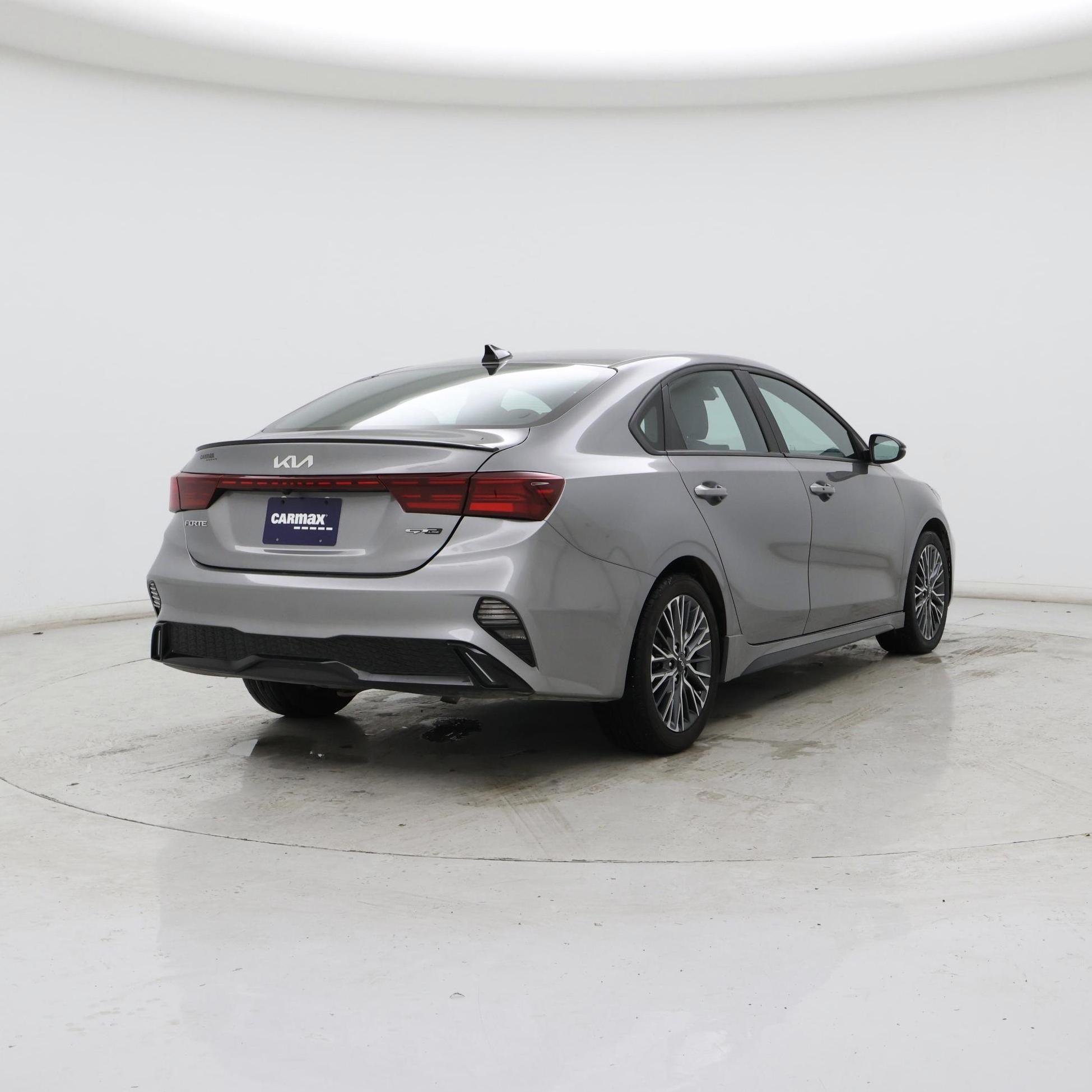 Thumbnail: 2024 Kia Forte - 8