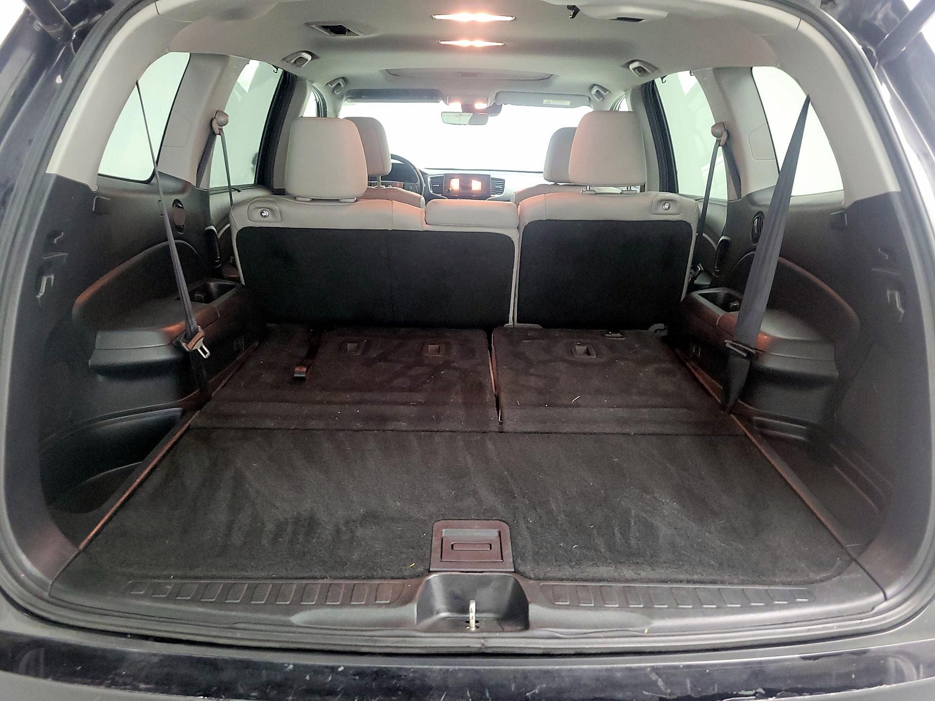 Thumbnail: 2019 Honda Pilot - 20