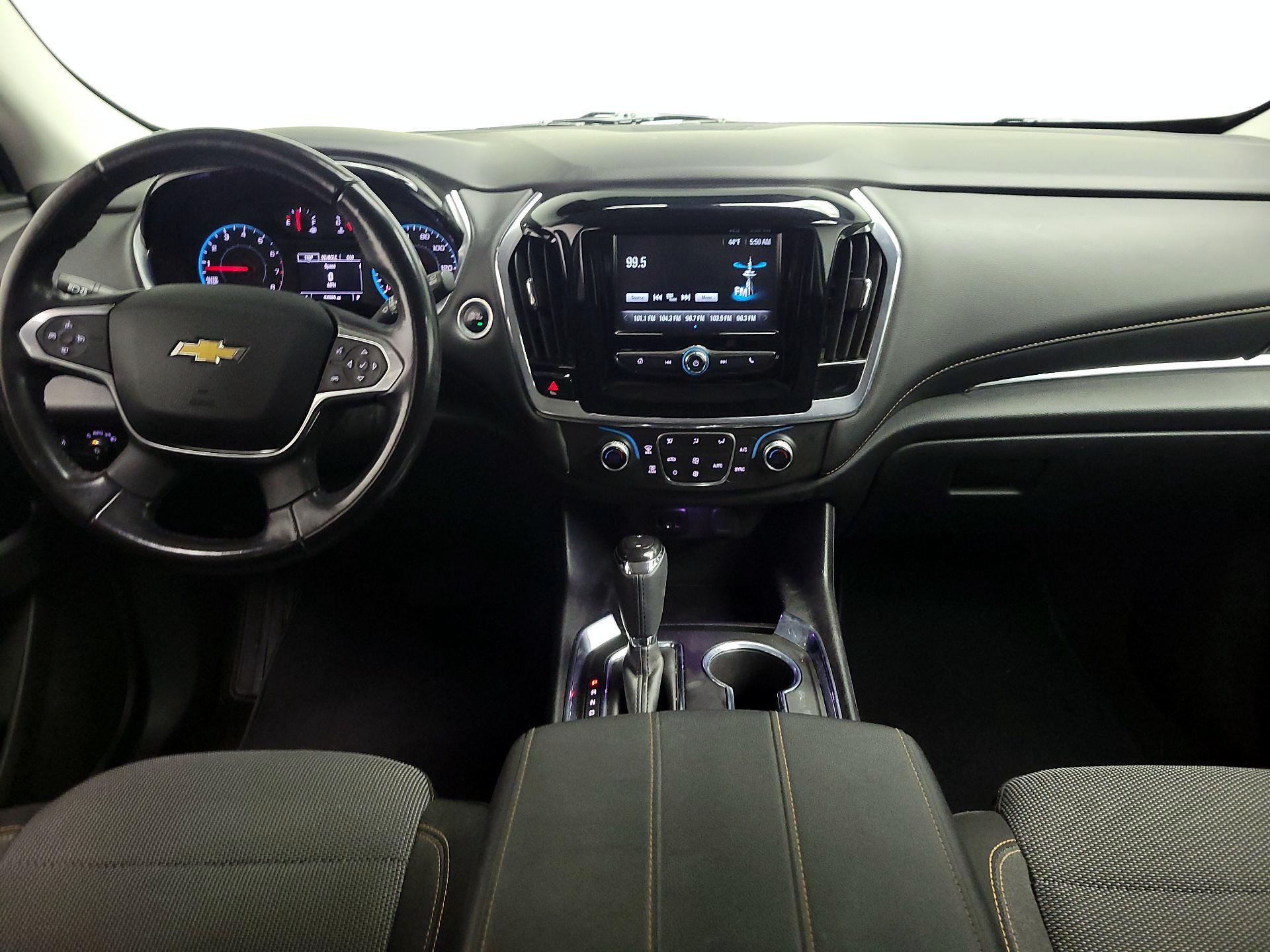 Thumbnail: 2018 Chevrolet Traverse - 9