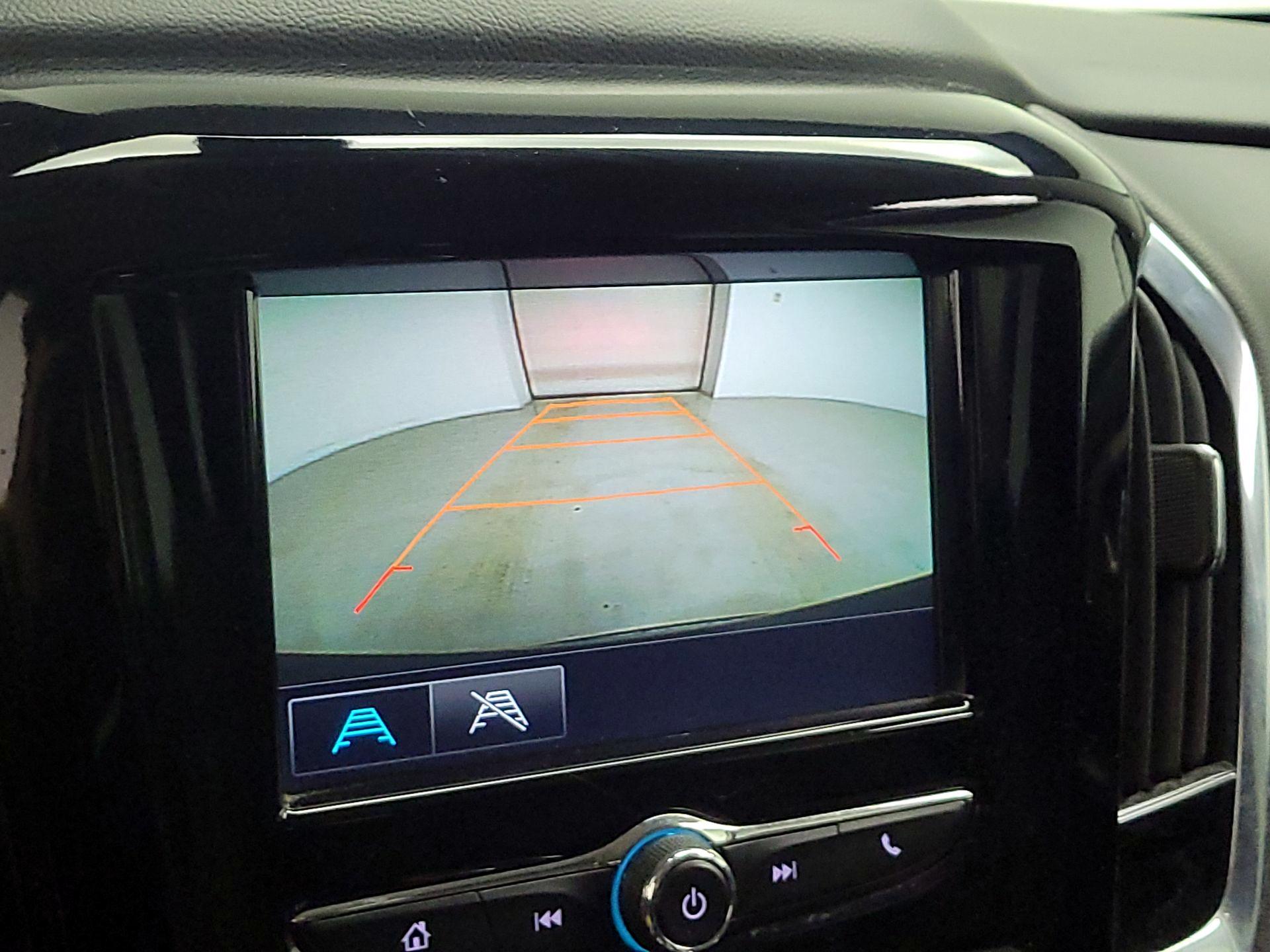 Thumbnail: 2018 Chevrolet Traverse - 14