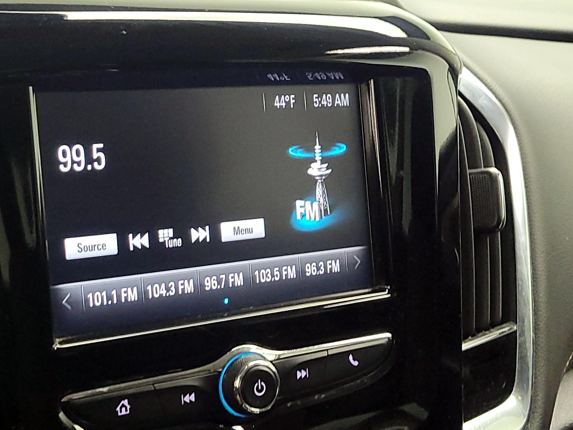 Thumbnail: 2018 Chevrolet Traverse - 15