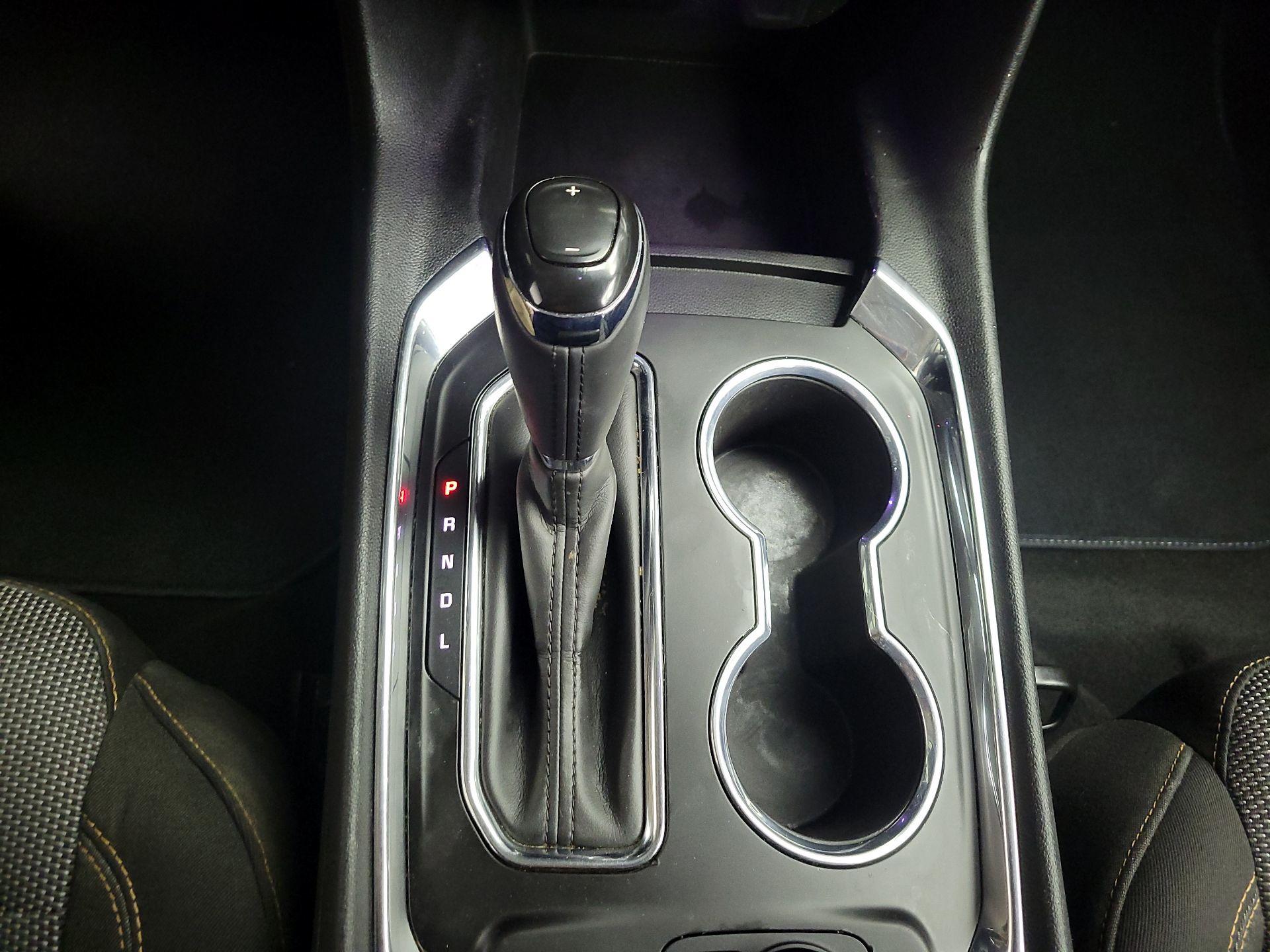 Thumbnail: 2018 Chevrolet Traverse - 17