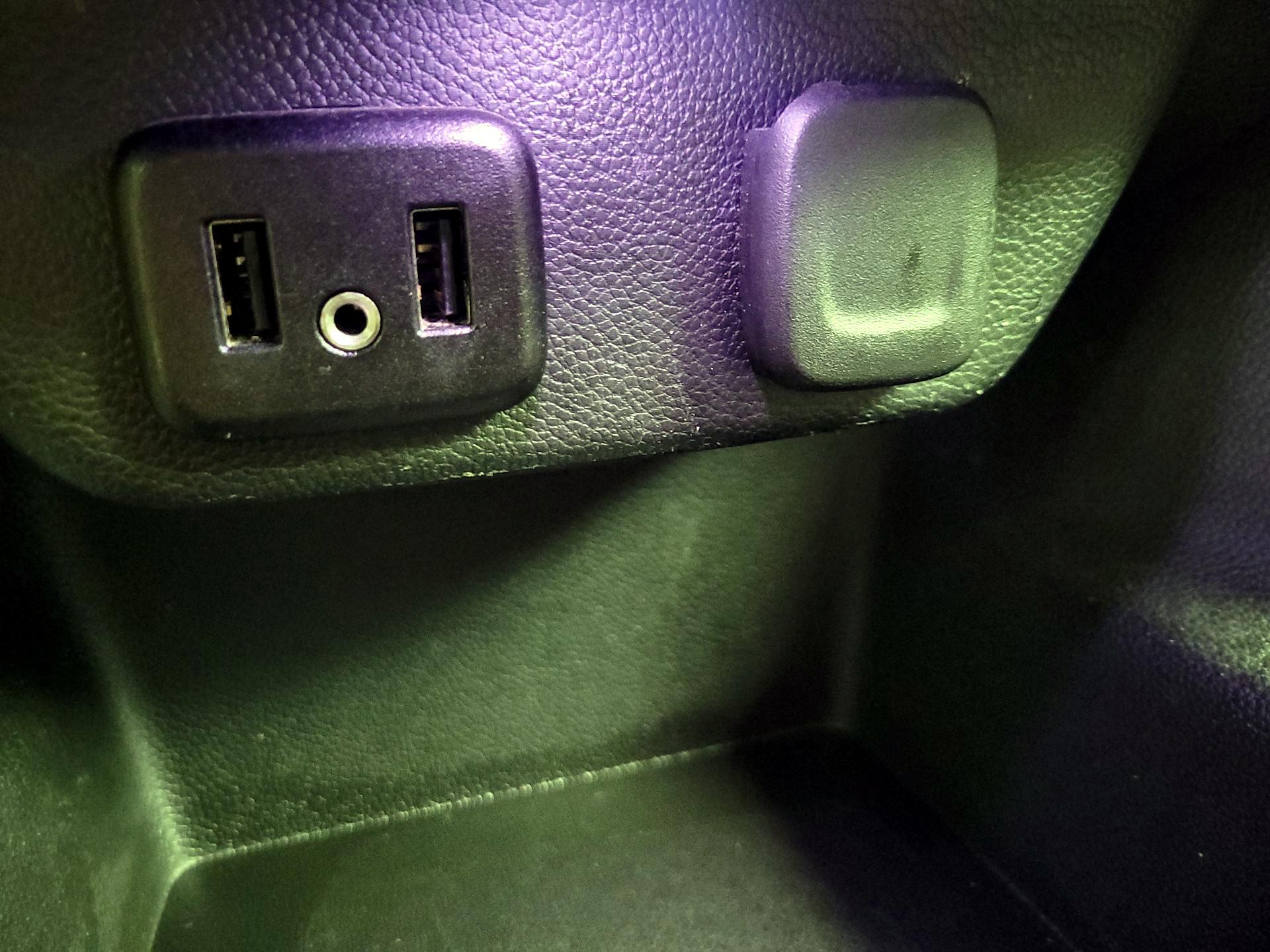 Thumbnail: 2018 Chevrolet Traverse - 18