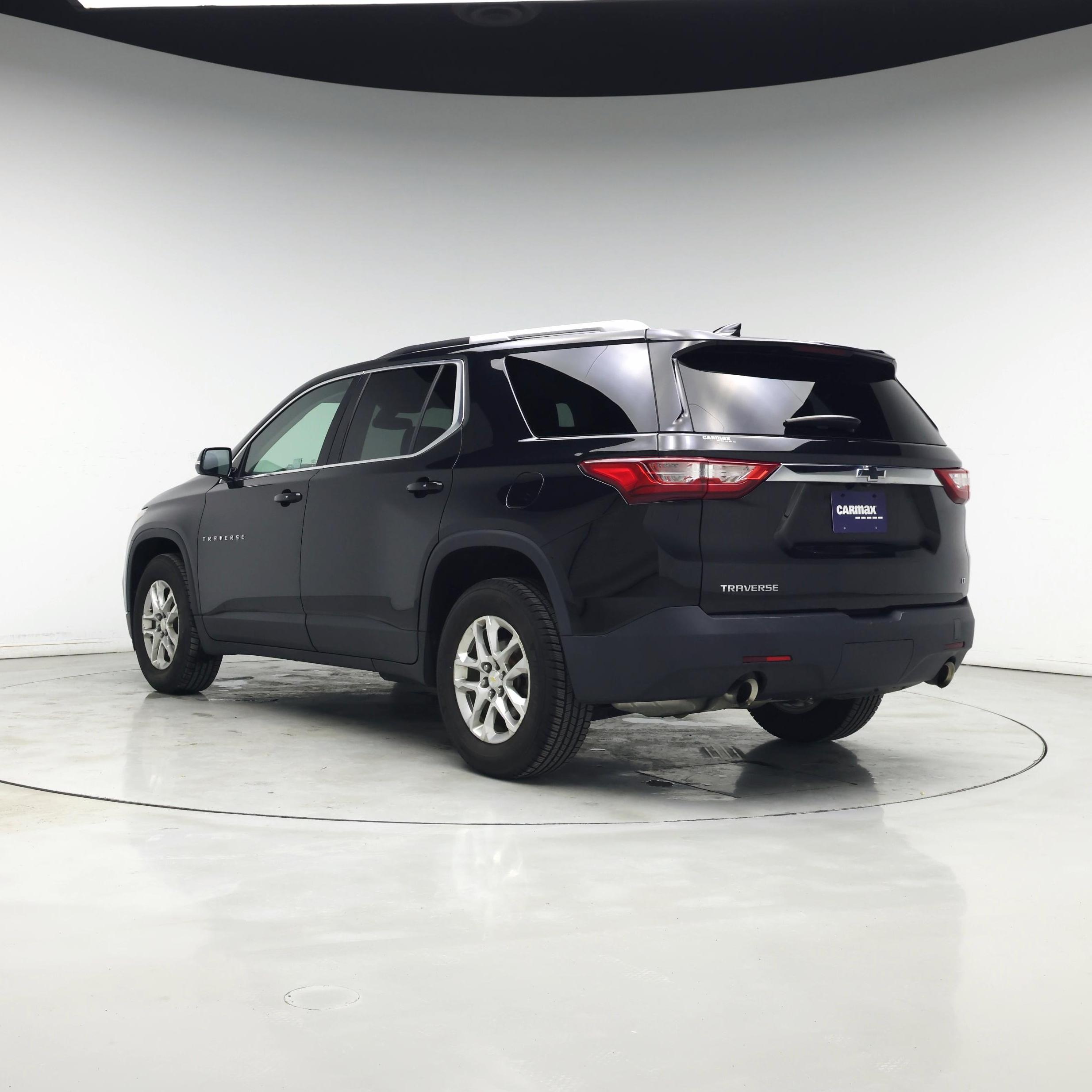 Thumbnail: 2018 Chevrolet Traverse - 2