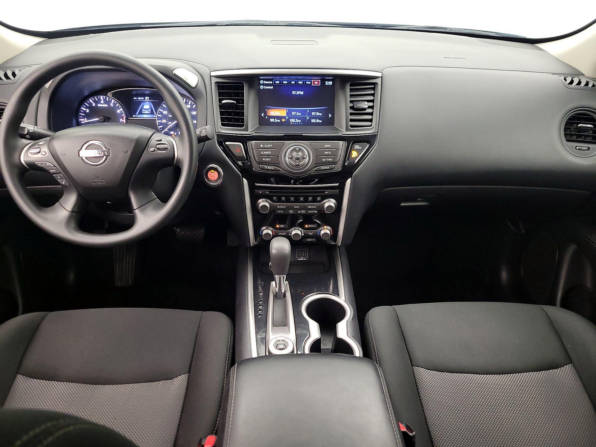 Thumbnail: 2020 Nissan Pathfinder - 9