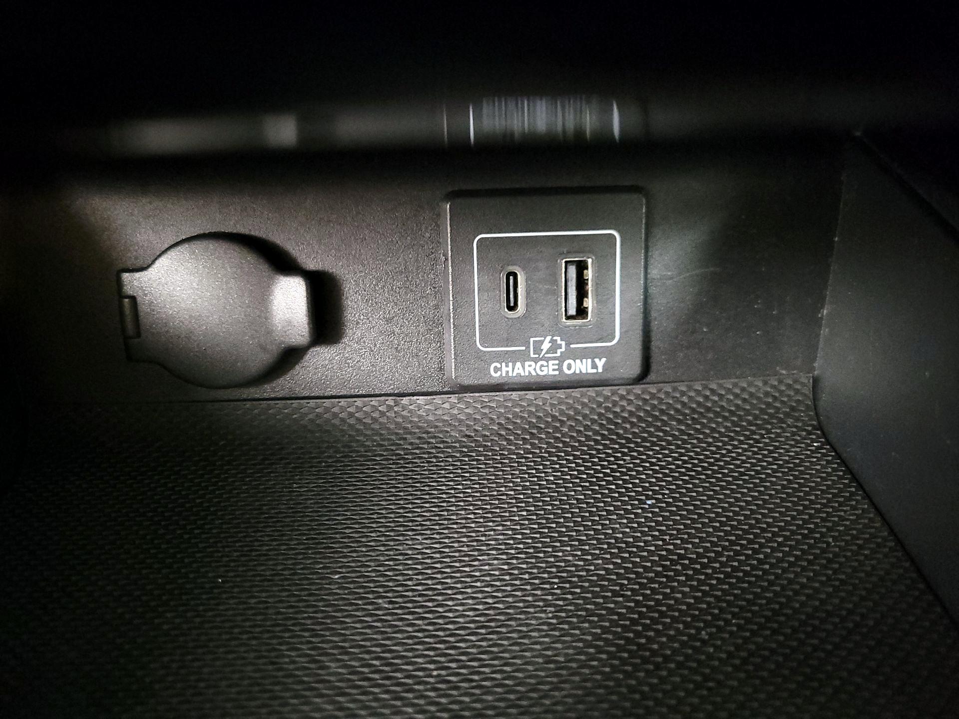 Thumbnail: 2020 Nissan Pathfinder - 18