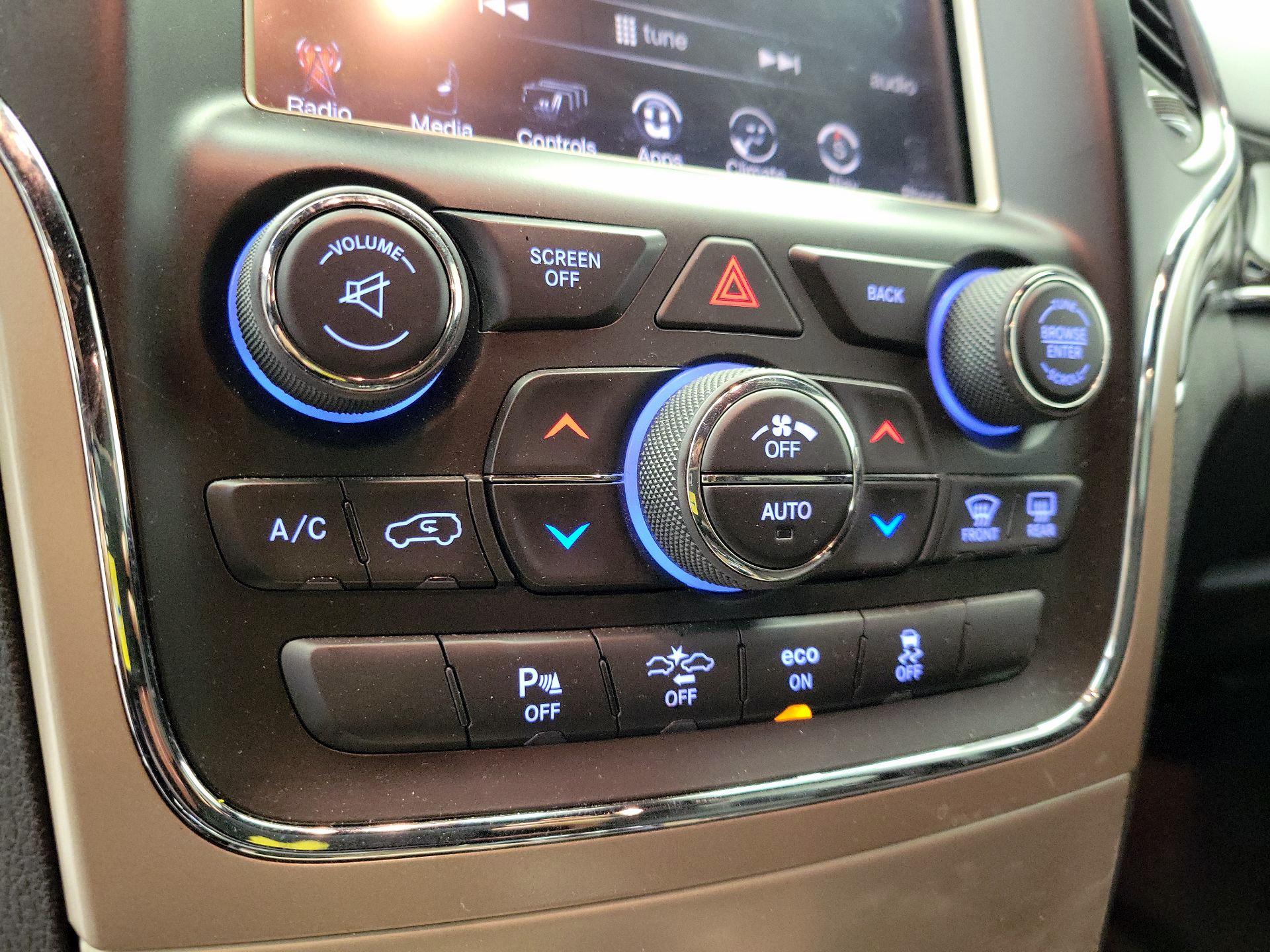 Thumbnail: 2014 Jeep Grand Cherokee - 15