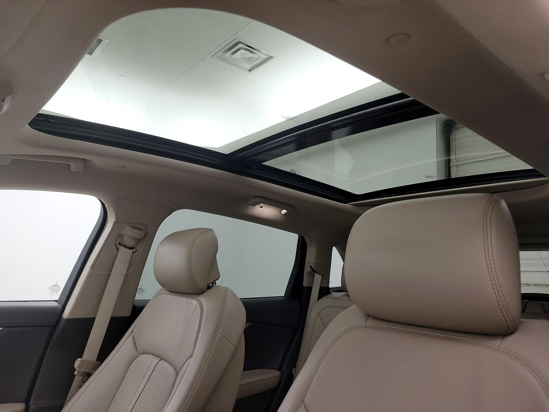 Thumbnail: 2023 Lincoln Nautilus - 20