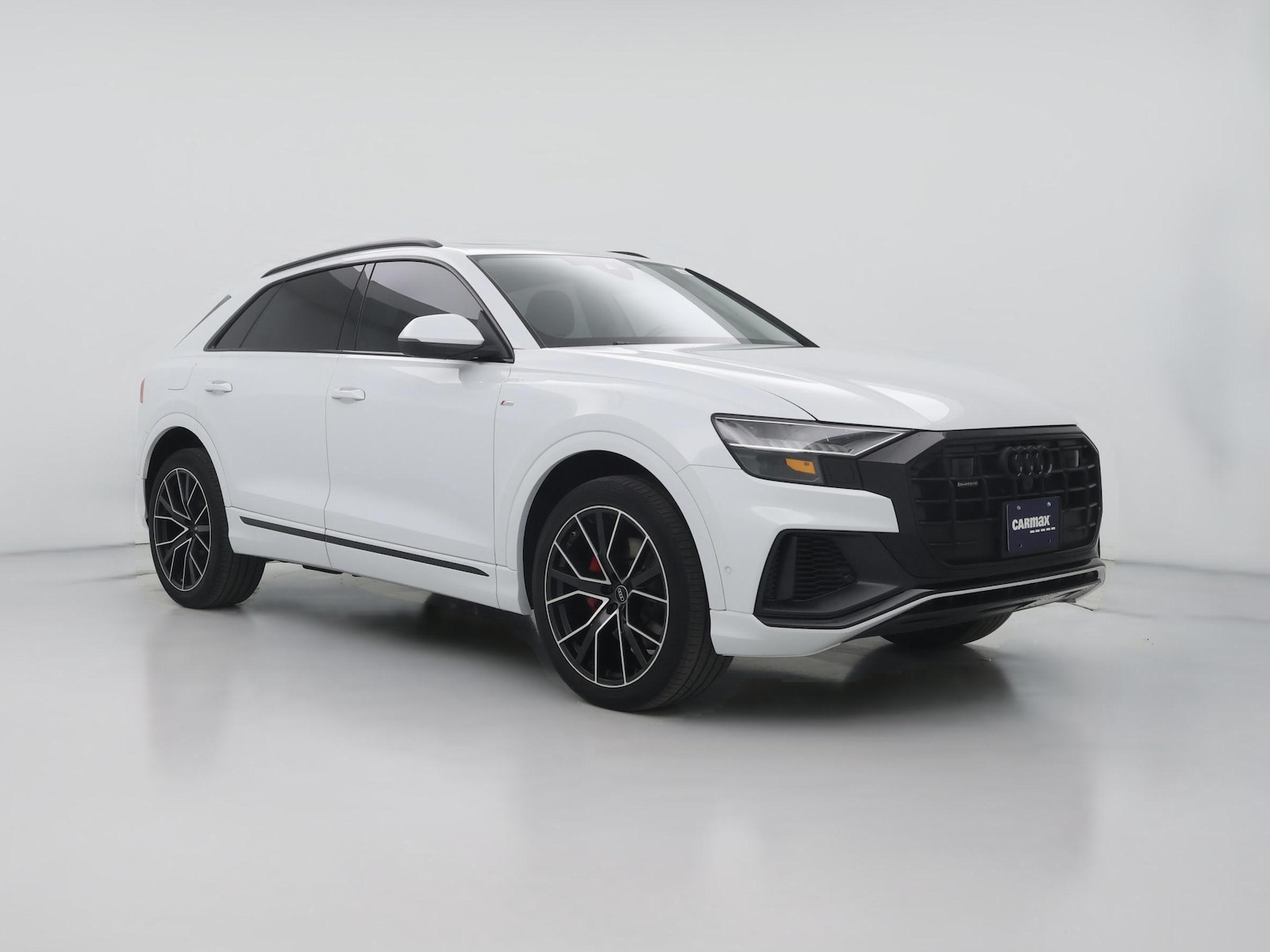2023 Audi Q8 Premium Plus