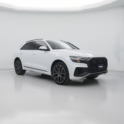 2023 Audi Q8 Premium Plus