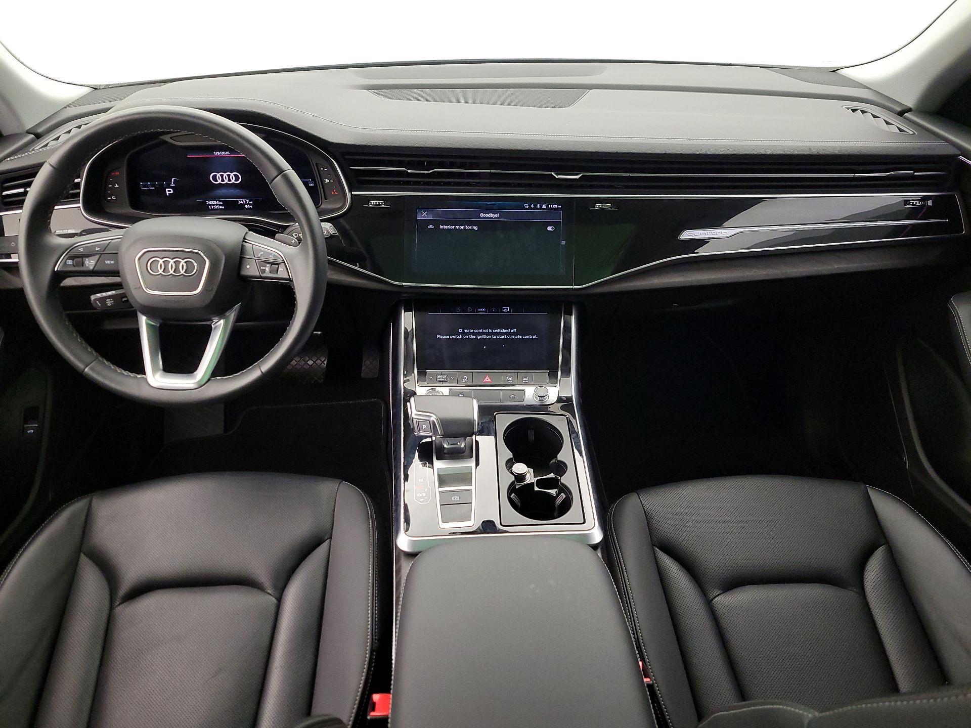 Thumbnail: 2023 Audi Q8 - 9