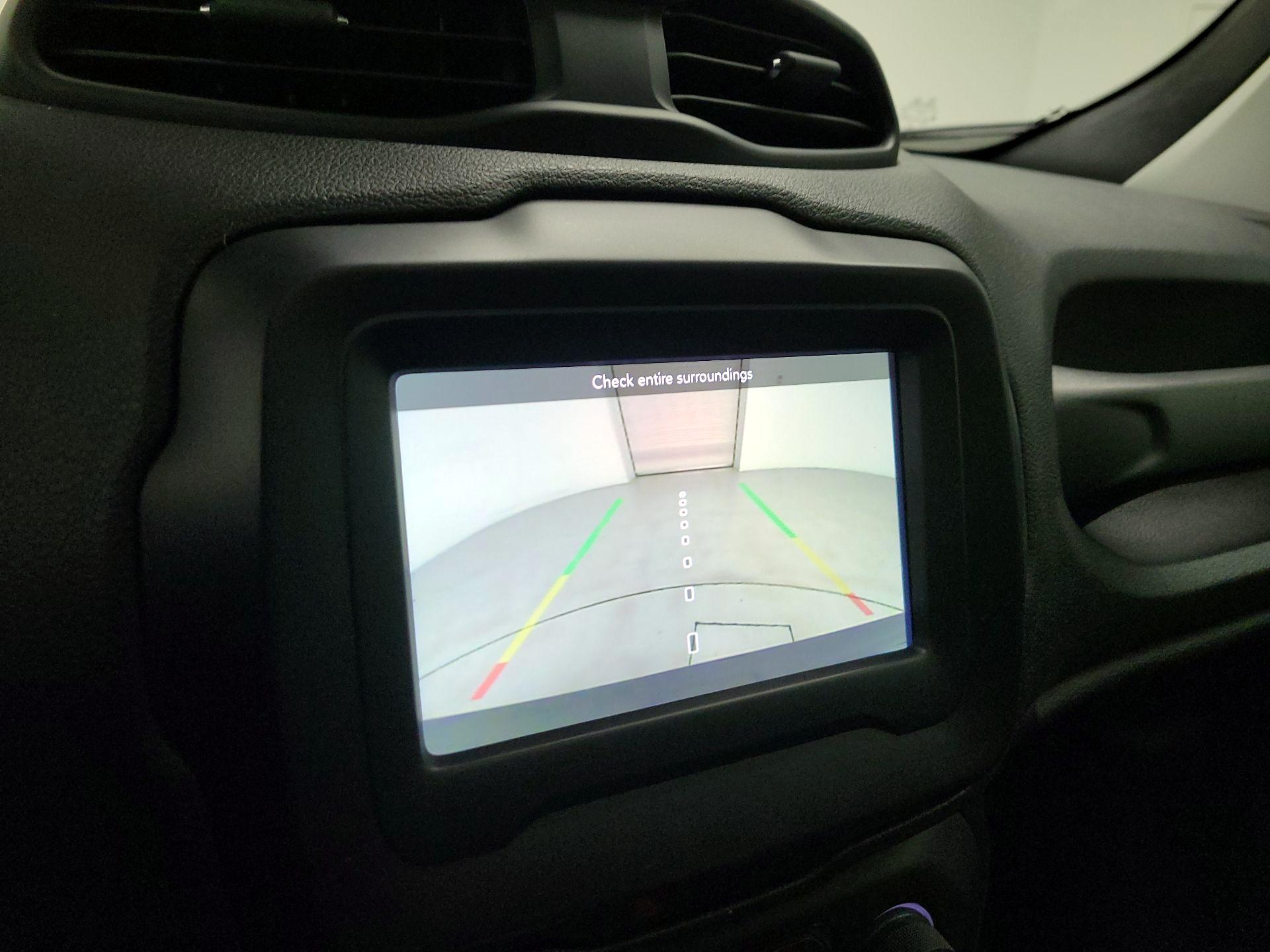 Thumbnail: 2018 Jeep Renegade - 13