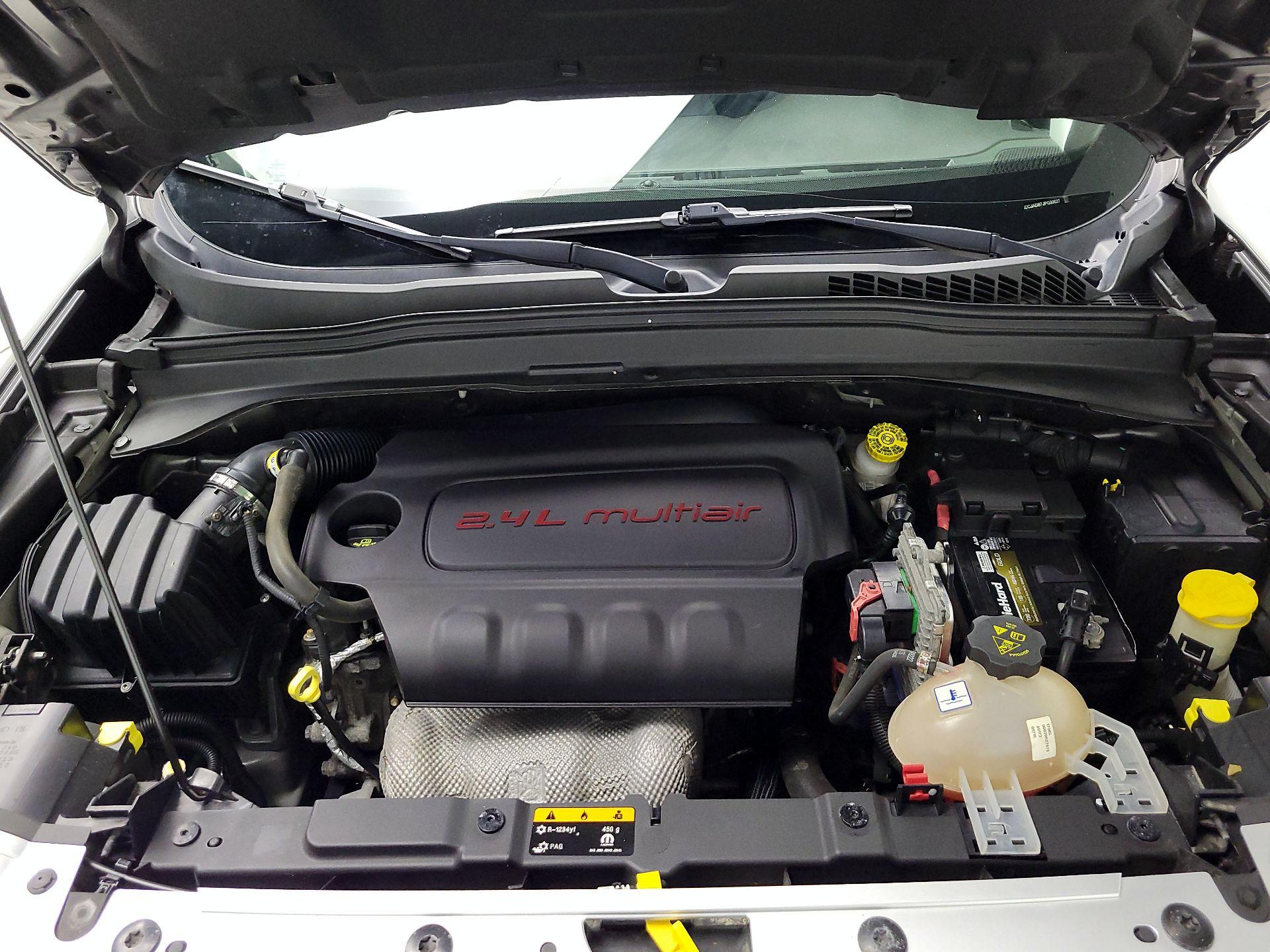 Thumbnail: 2018 Jeep Renegade - 20