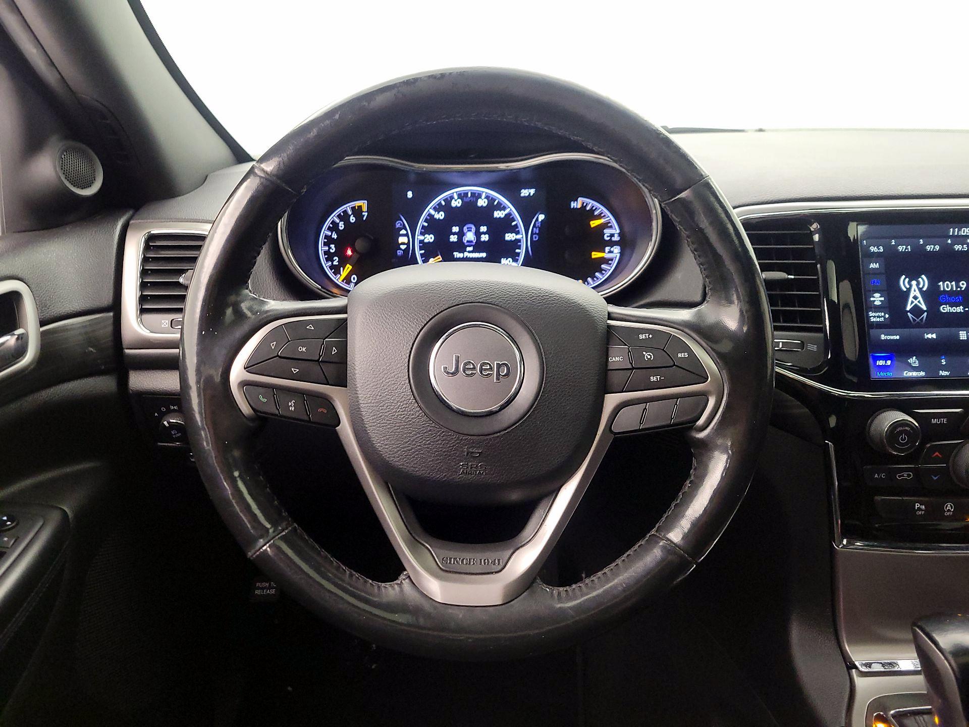 Thumbnail: 2020 Jeep Grand Cherokee - 10