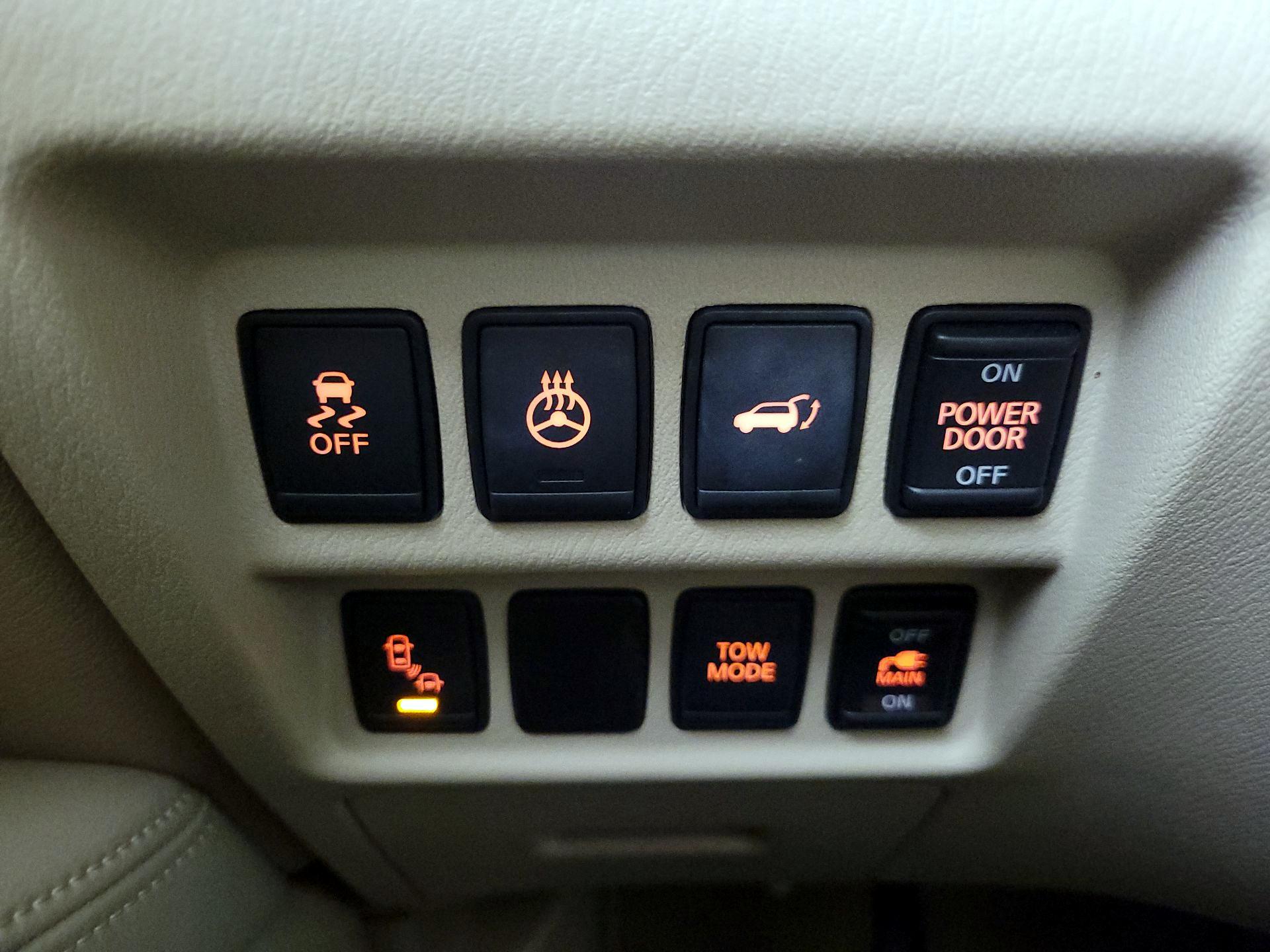 Thumbnail: 2015 Nissan Pathfinder - 13