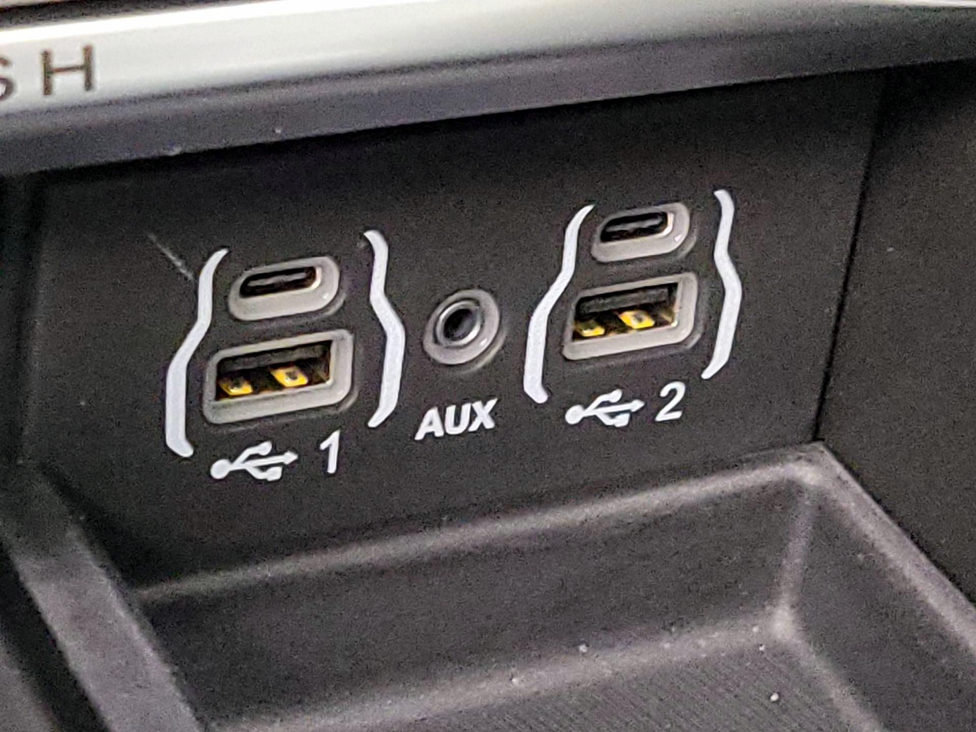 Thumbnail: 2024 Chrysler Pacifica - 19