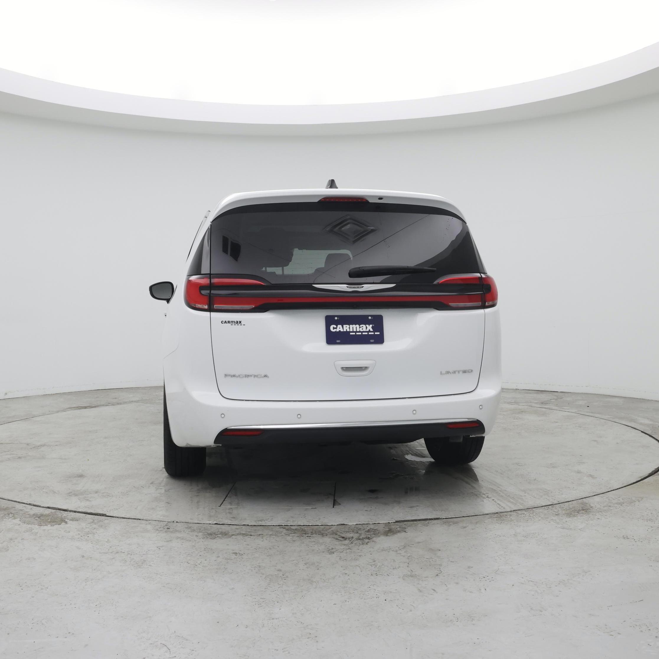 Thumbnail: 2024 Chrysler Pacifica - 6