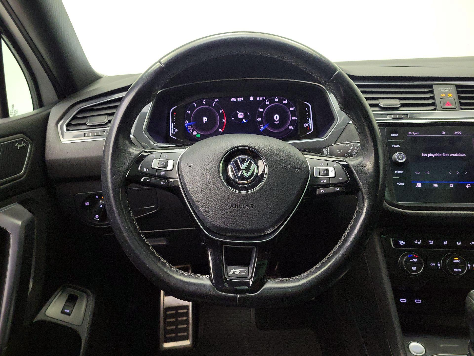 Thumbnail: 2021 Volkswagen Tiguan - 10