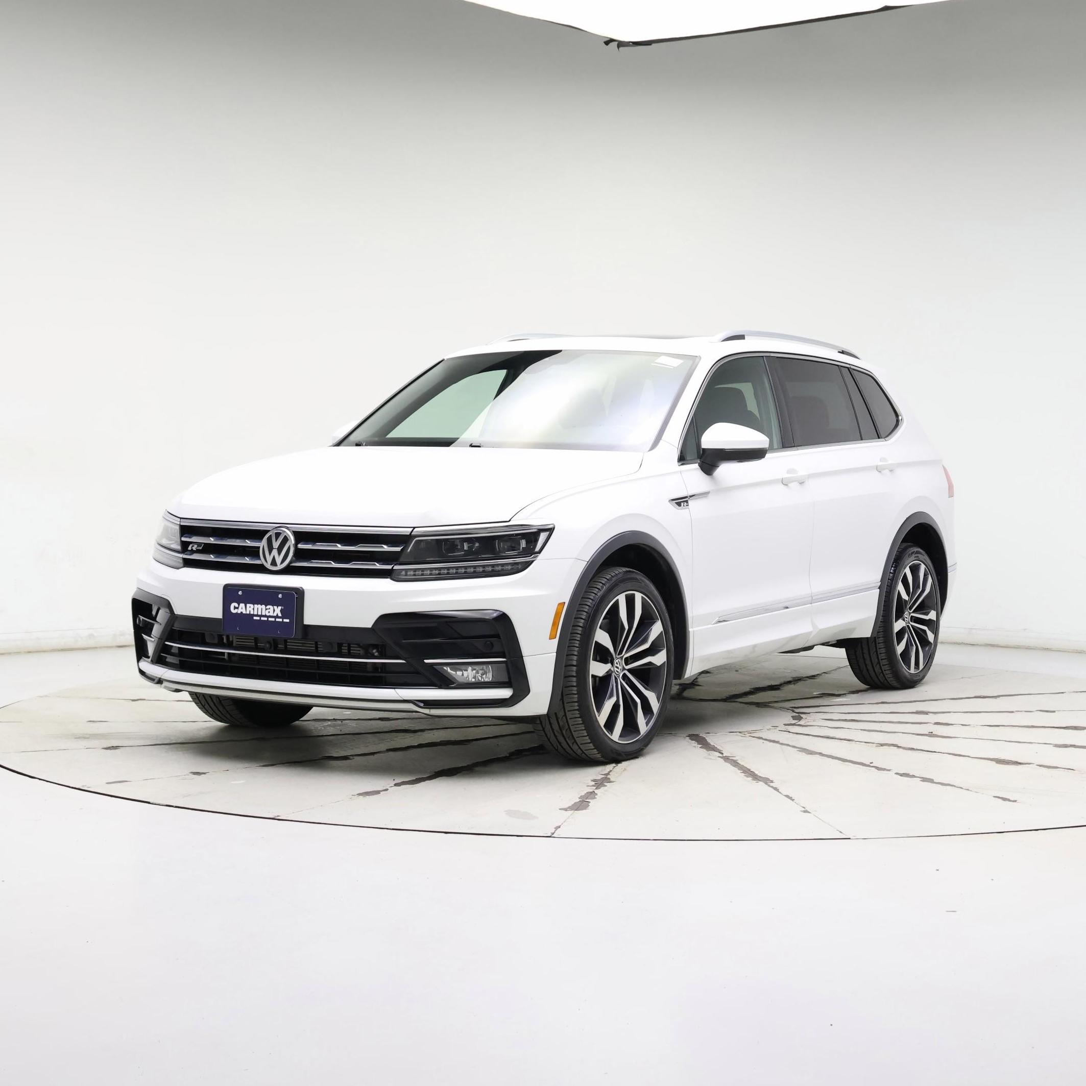 Thumbnail: 2021 Volkswagen Tiguan - 4