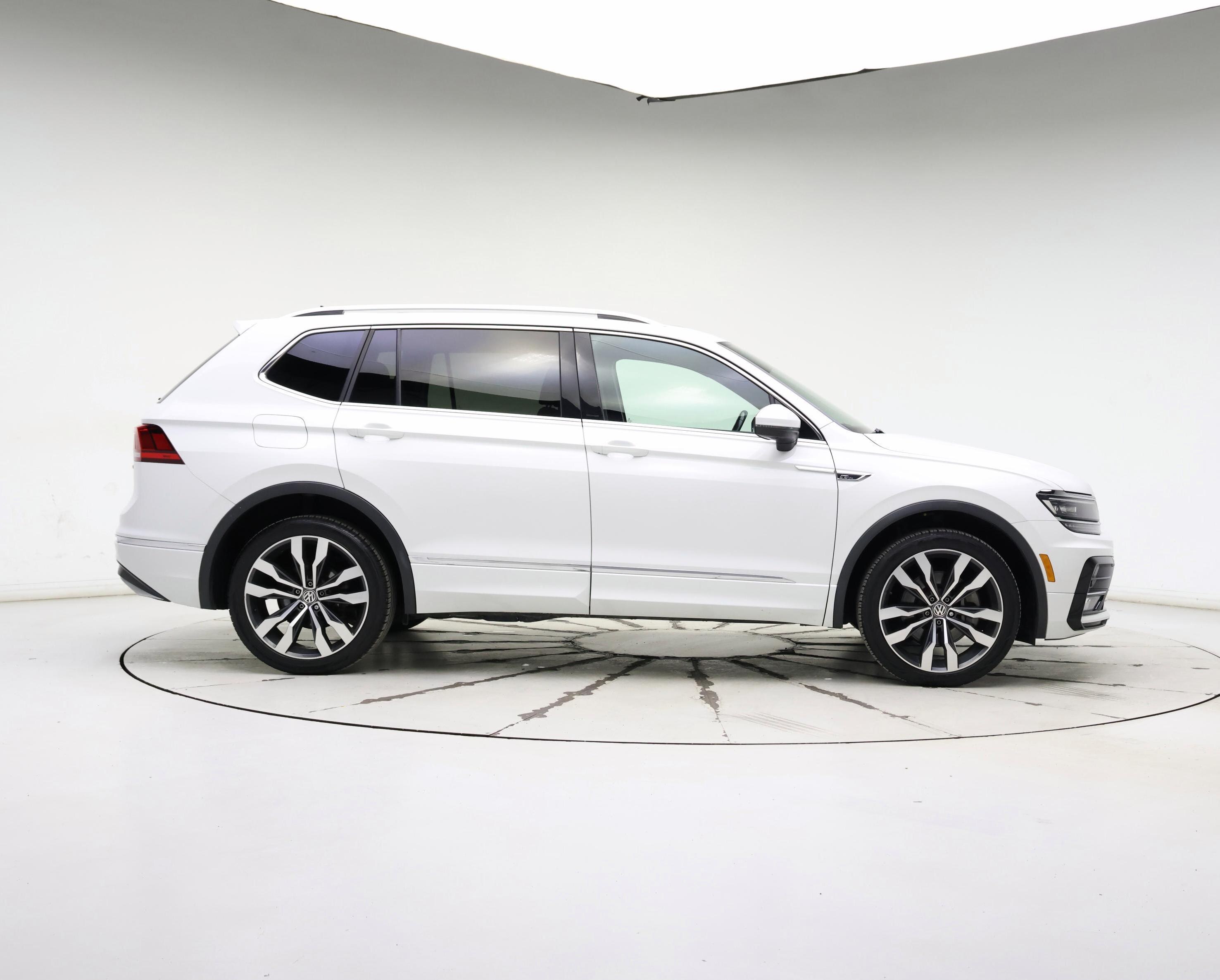 Thumbnail: 2021 Volkswagen Tiguan - 7