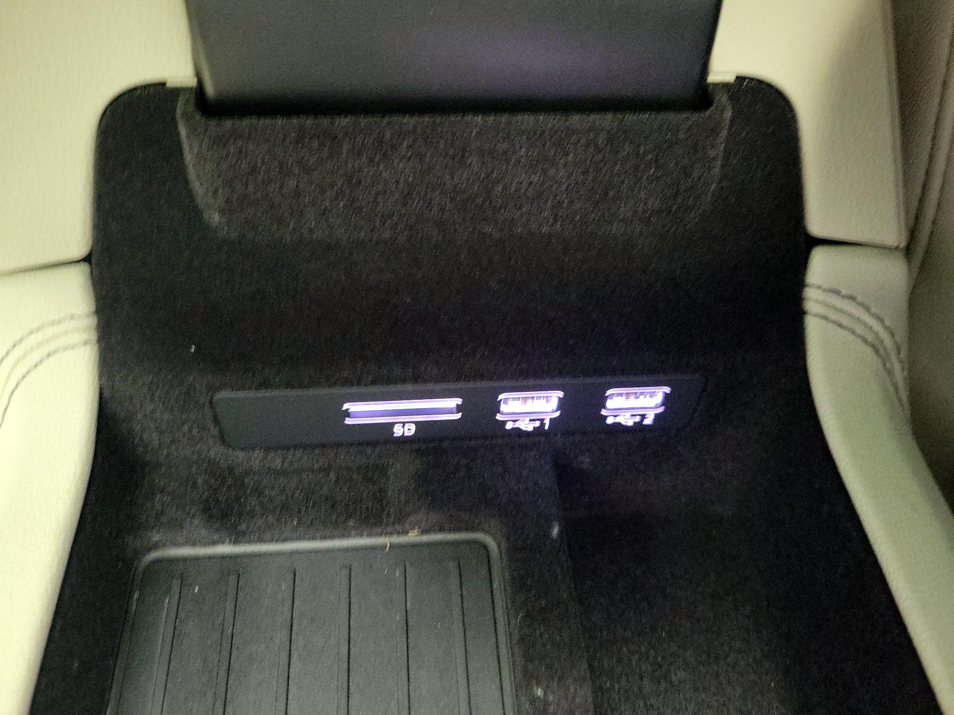 Thumbnail: 2019 Audi A6 - 19