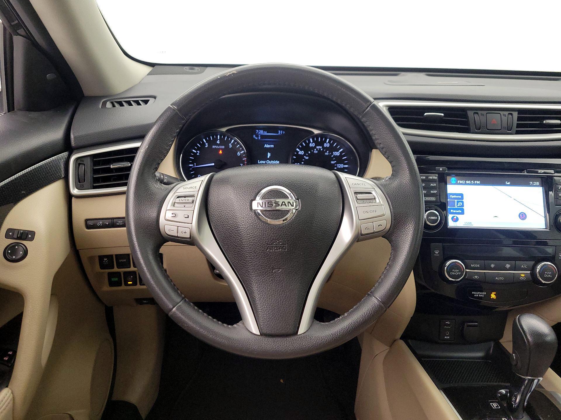 Thumbnail: 2016 Nissan Rogue - 10