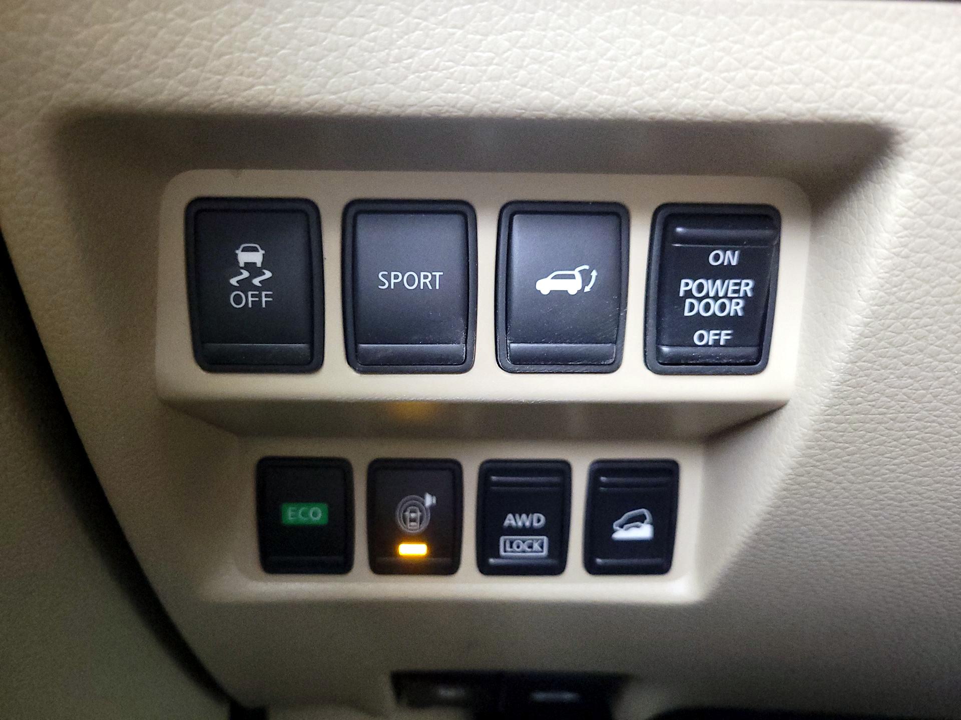 Thumbnail: 2016 Nissan Rogue - 13