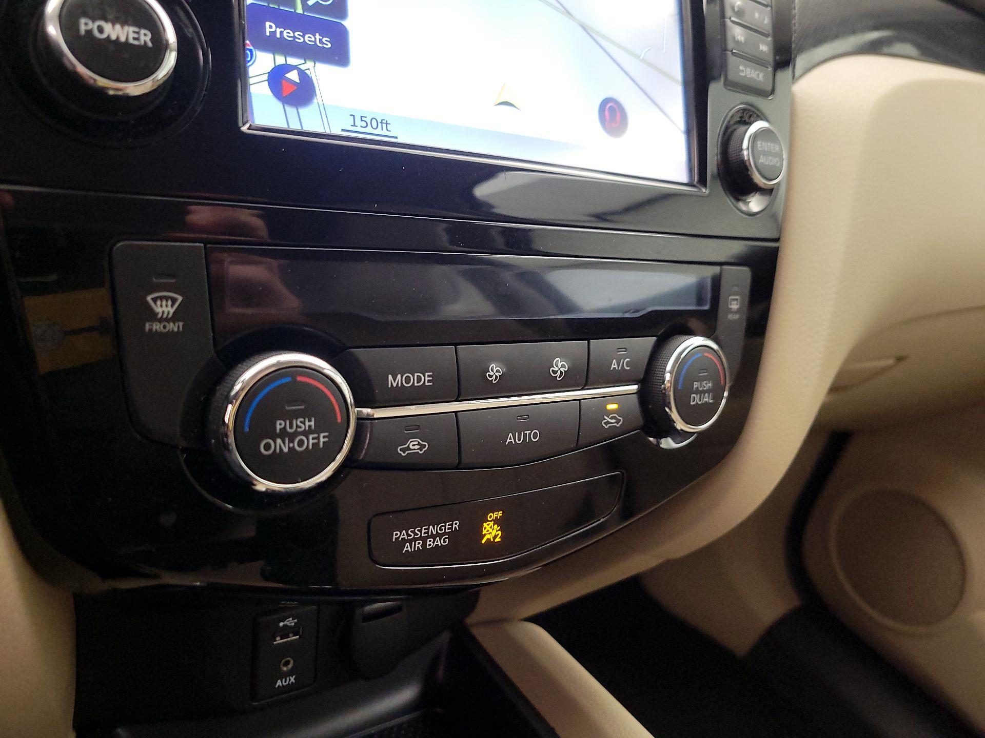 Thumbnail: 2016 Nissan Rogue - 17