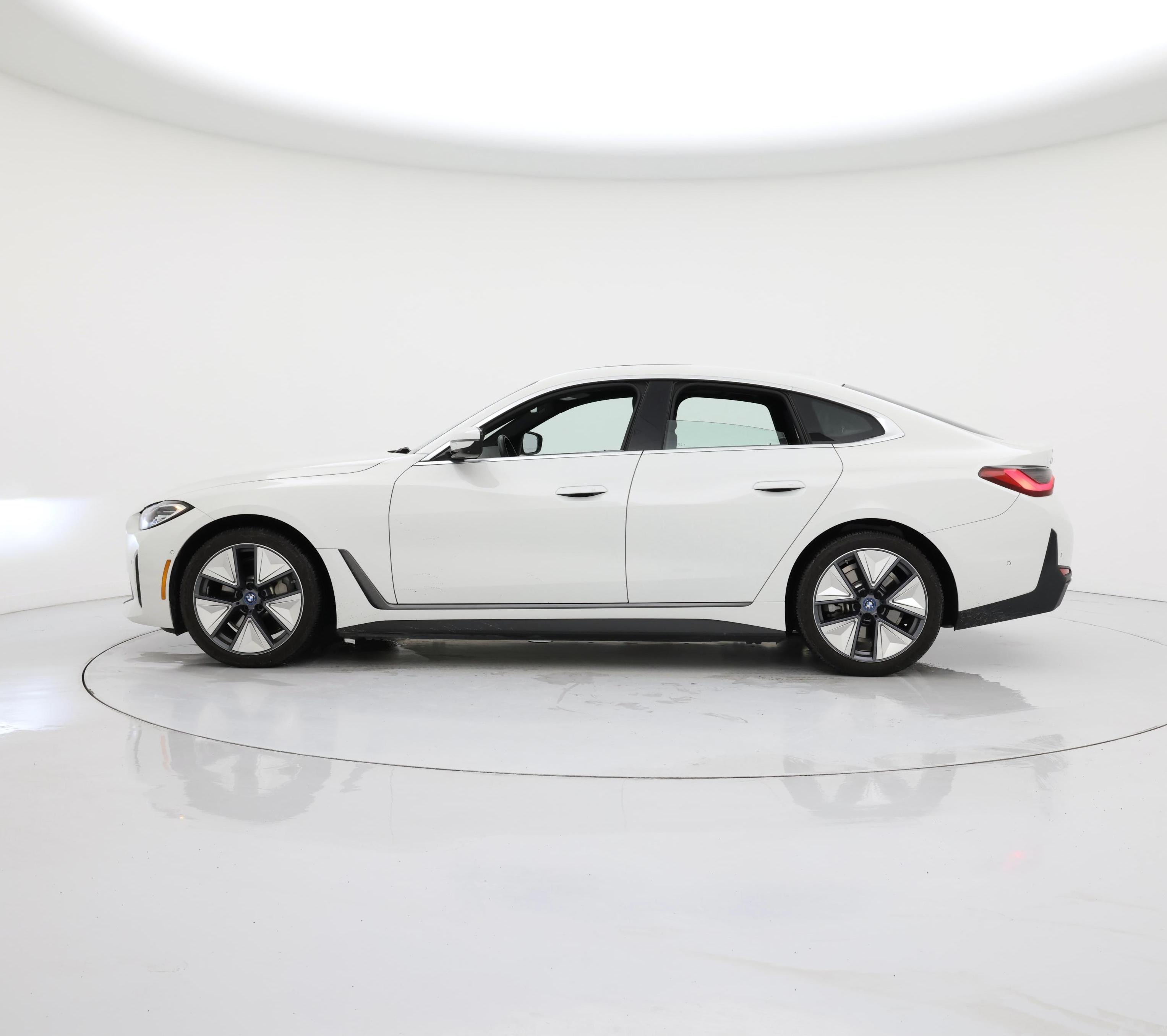 Thumbnail: 2024 BMW i4 - 3