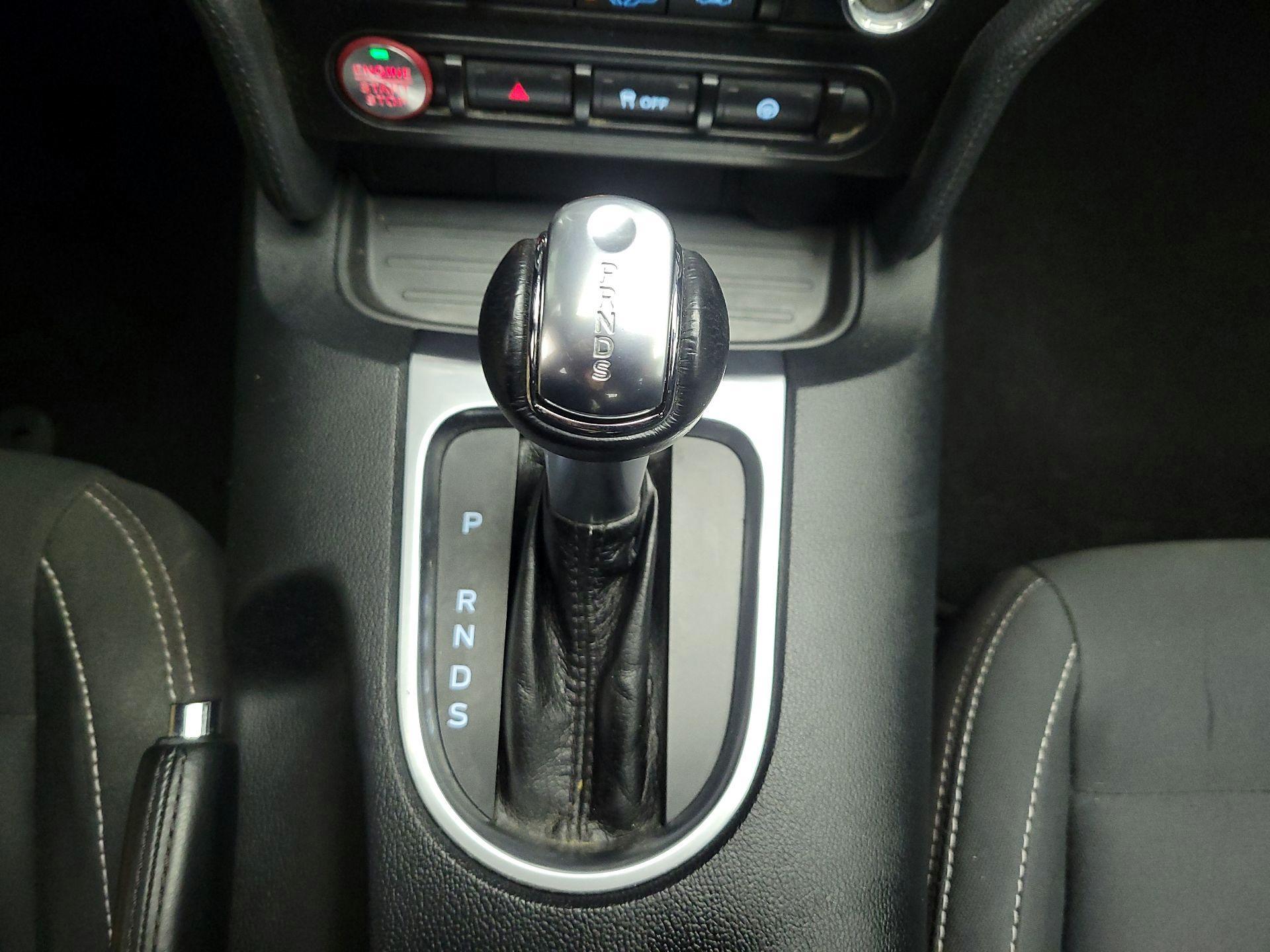 Thumbnail: 2018 Ford Mustang - 17