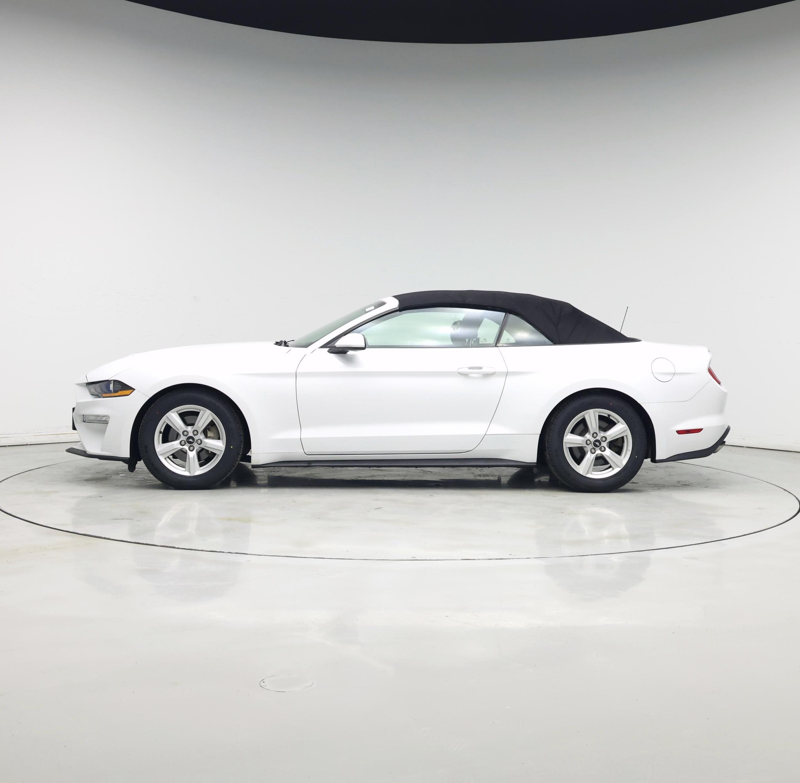 Thumbnail: 2018 Ford Mustang - 3