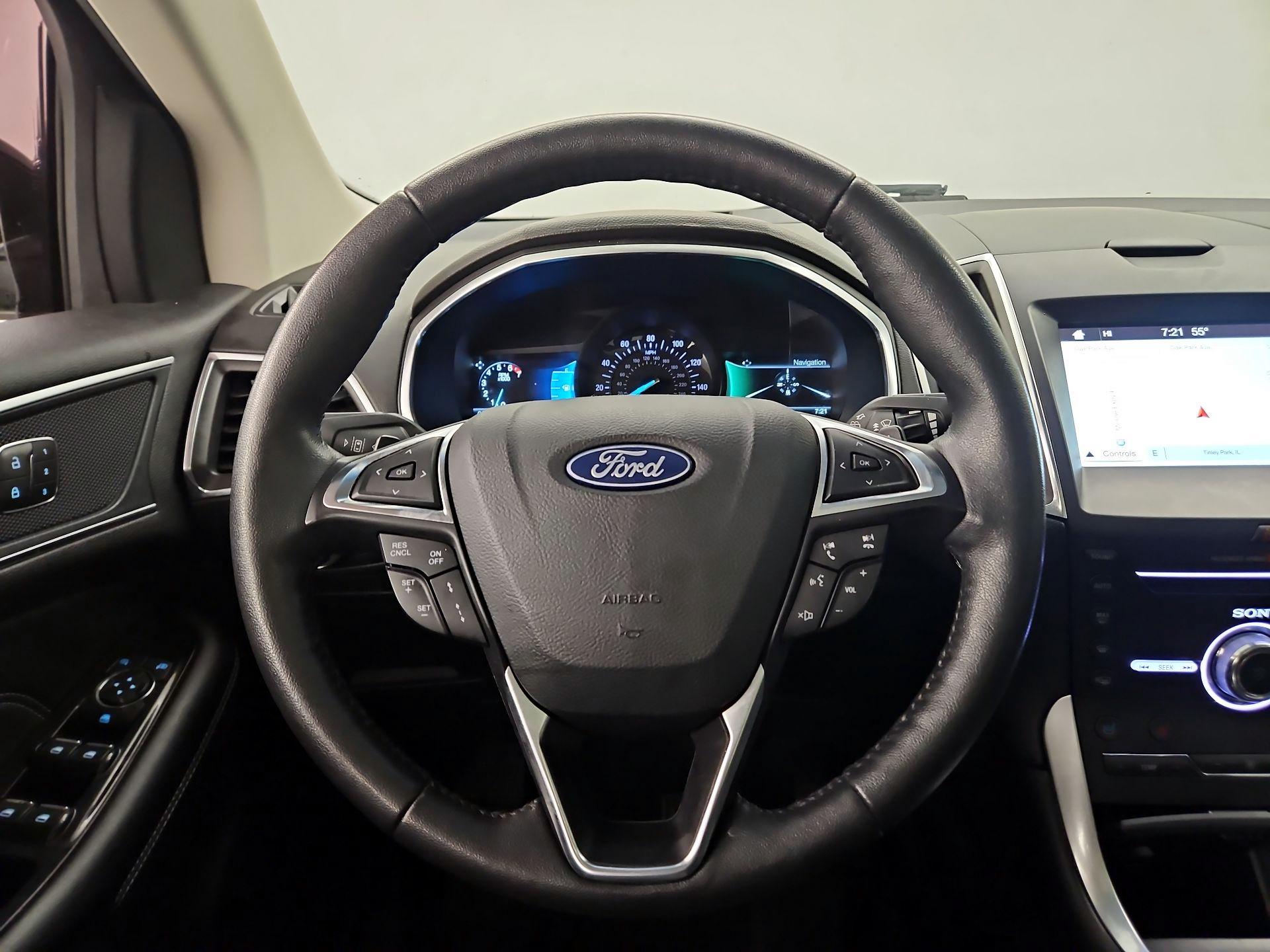 Thumbnail: 2018 Ford Edge - 10