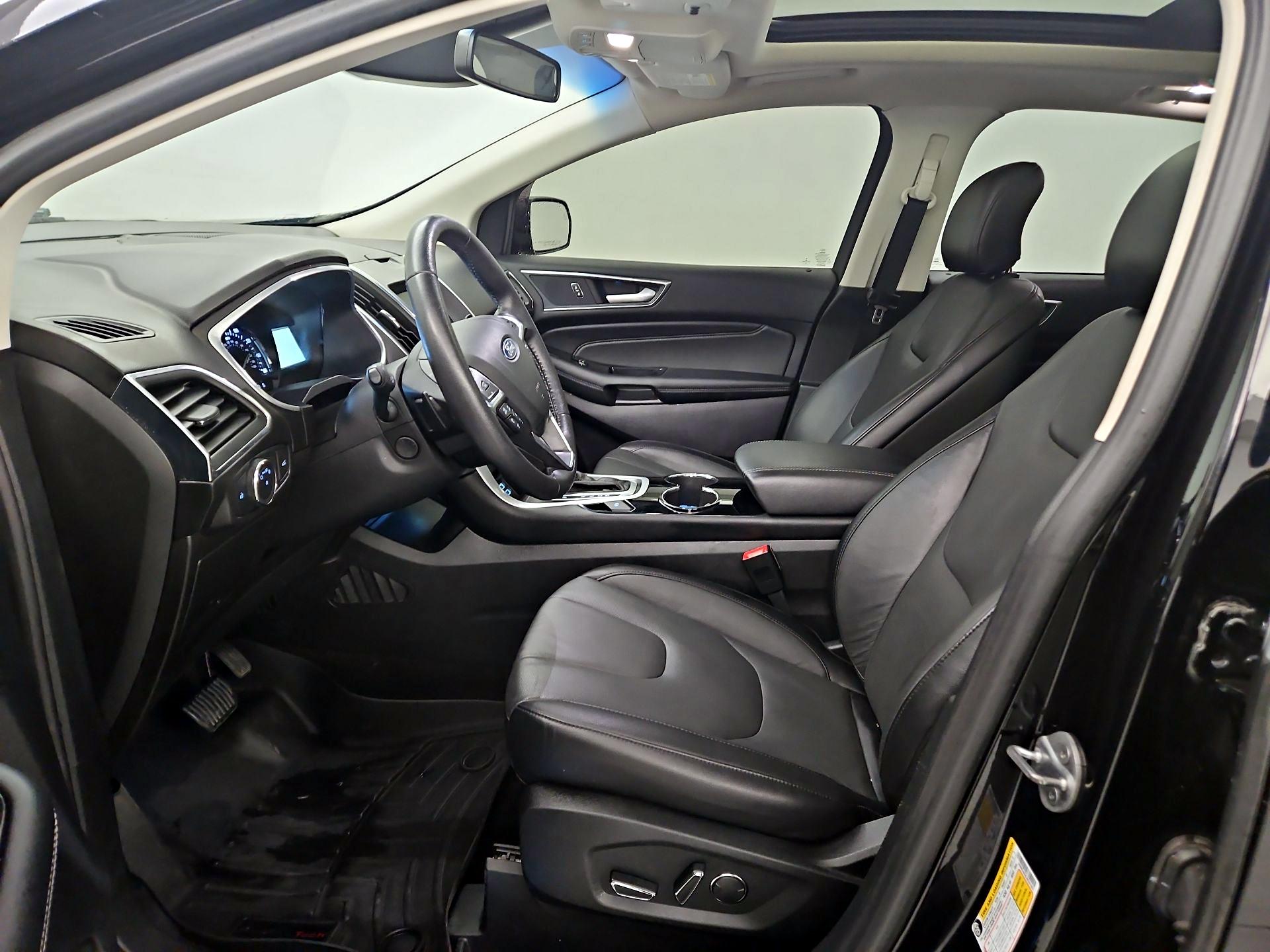 Thumbnail: 2018 Ford Edge - 11