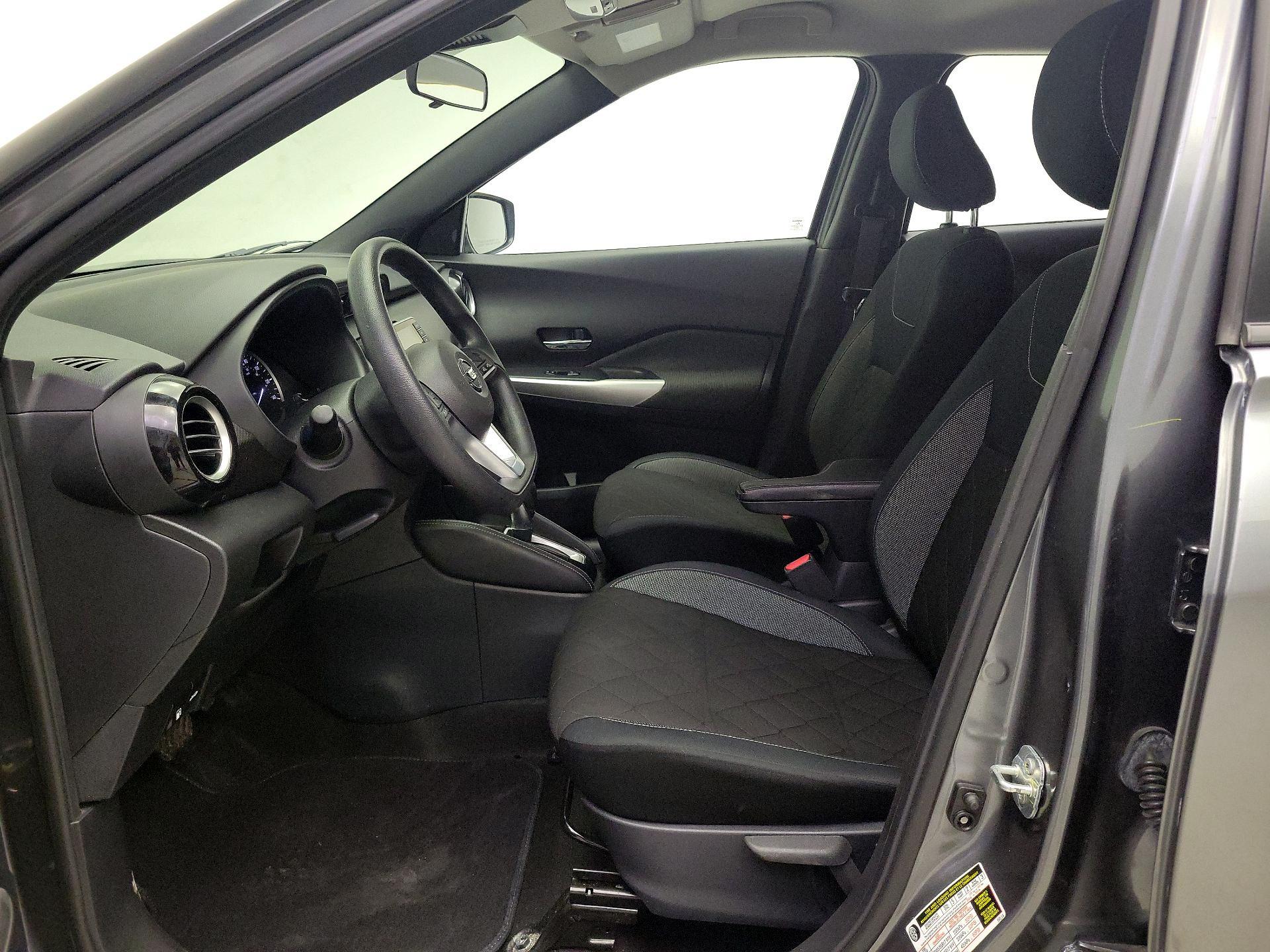 Thumbnail: 2020 Nissan Kicks - 11