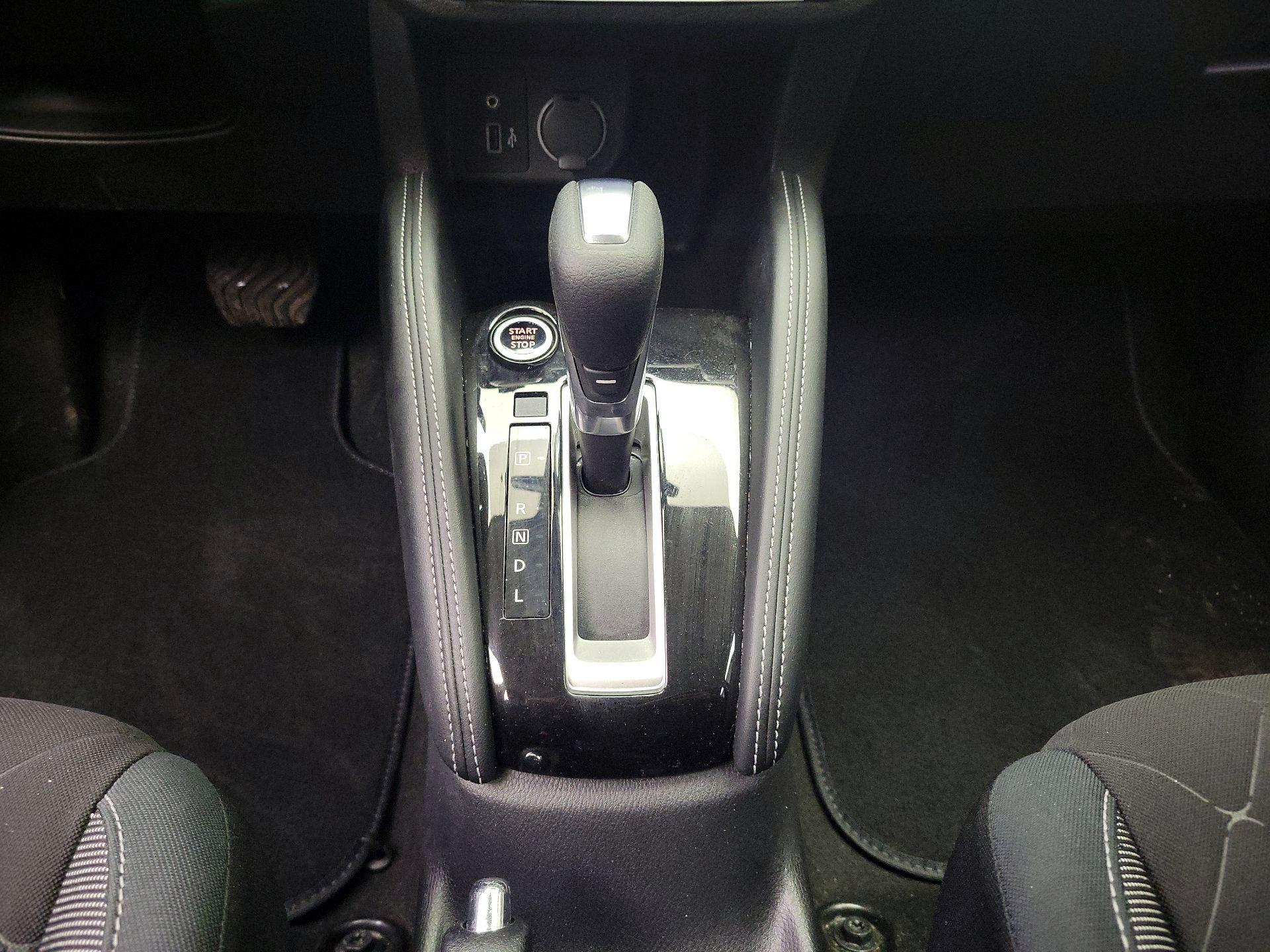 Thumbnail: 2020 Nissan Kicks - 16