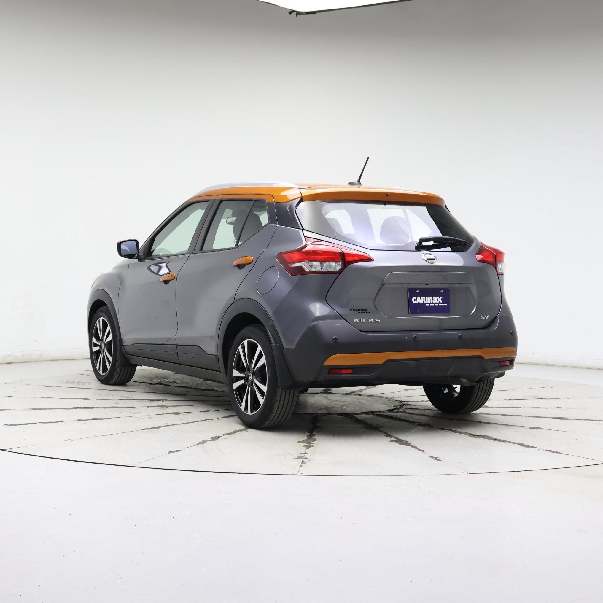 Thumbnail: 2020 Nissan Kicks - 2