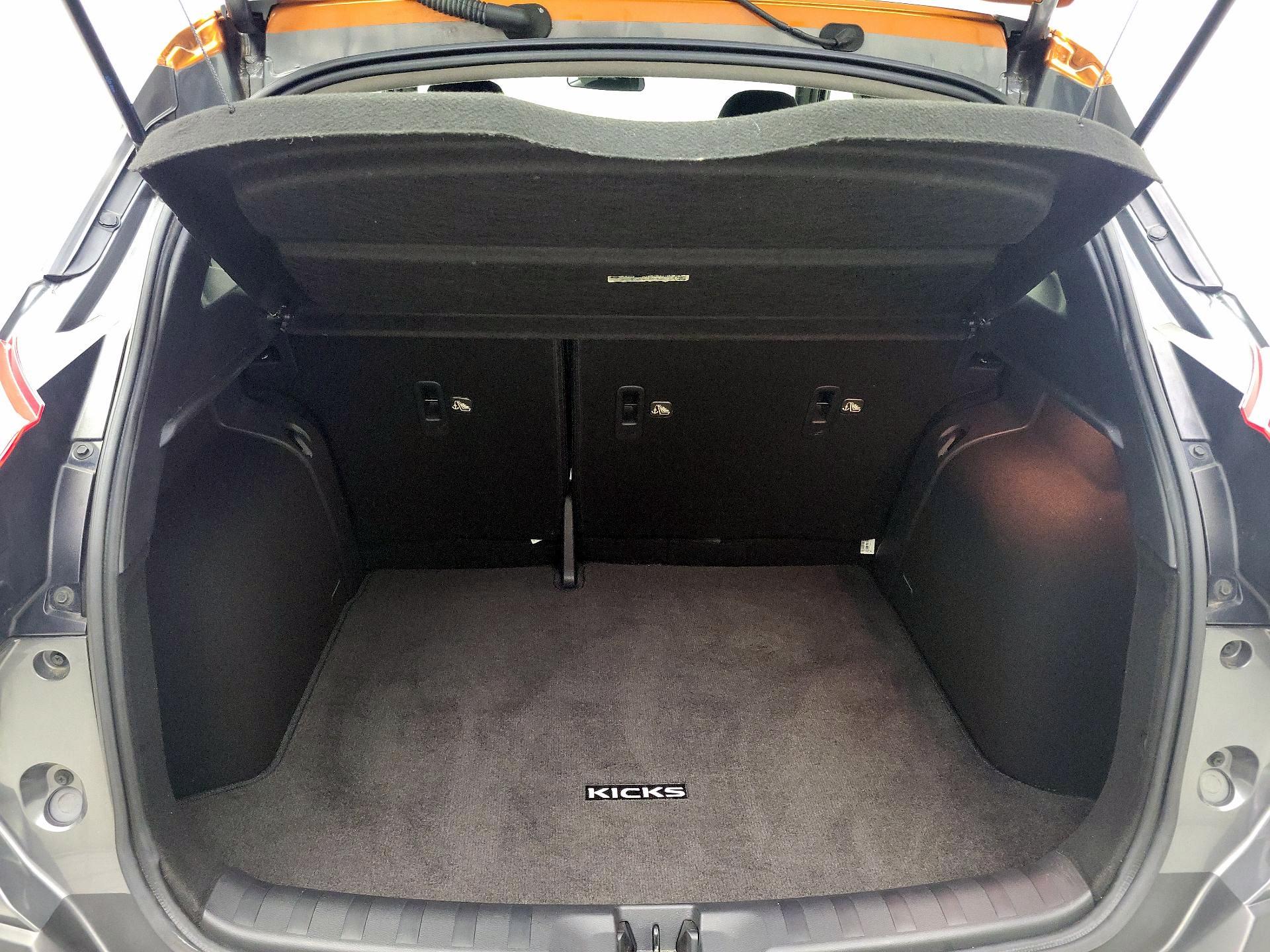 Thumbnail: 2020 Nissan Kicks - 19