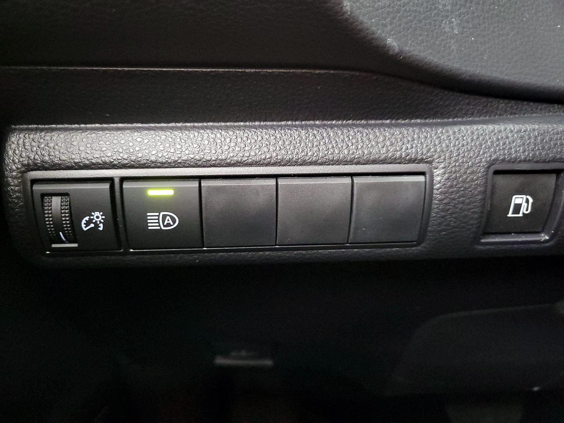 Thumbnail: 2024 Toyota Corolla - 13