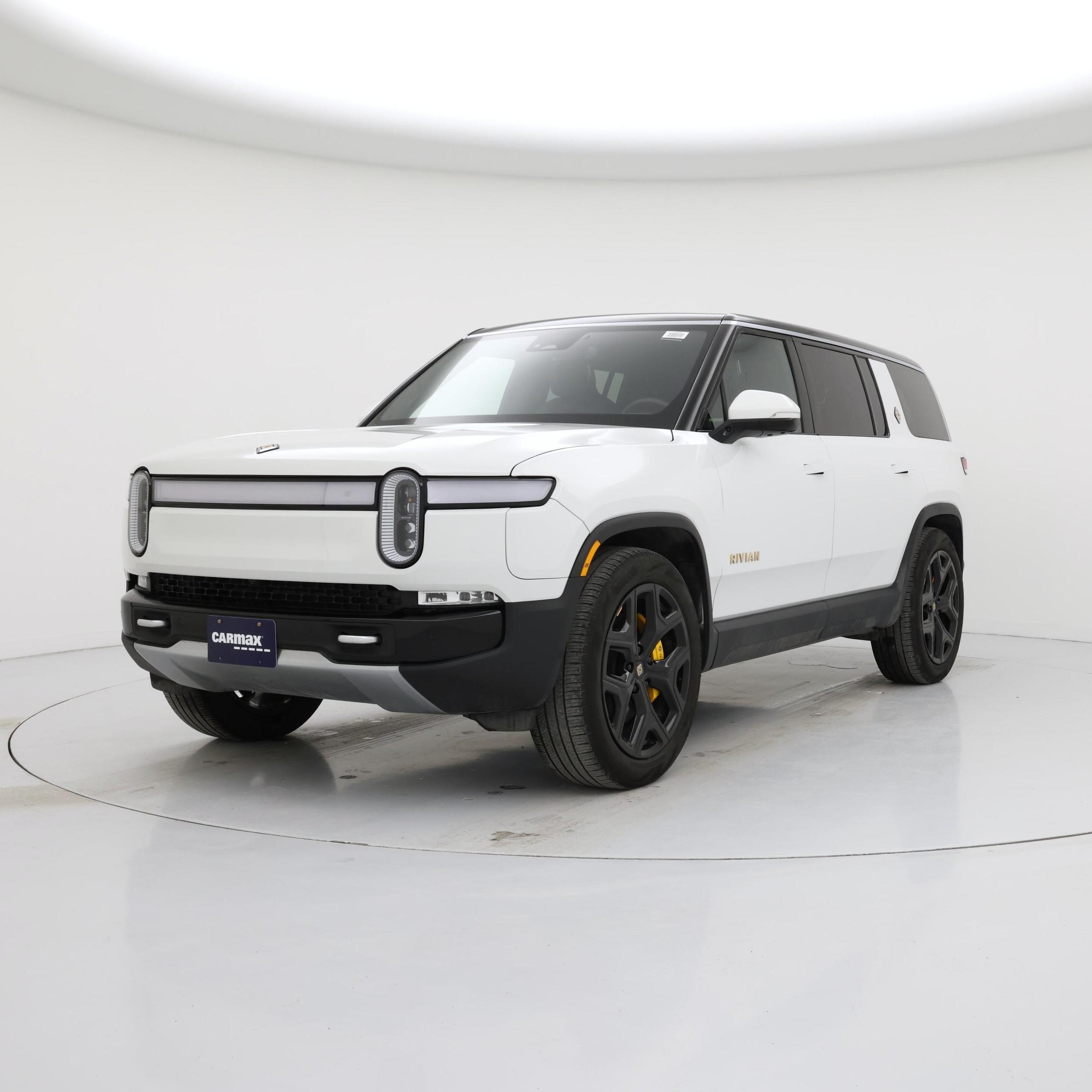 Thumbnail: 2024 Rivian R1S - 4