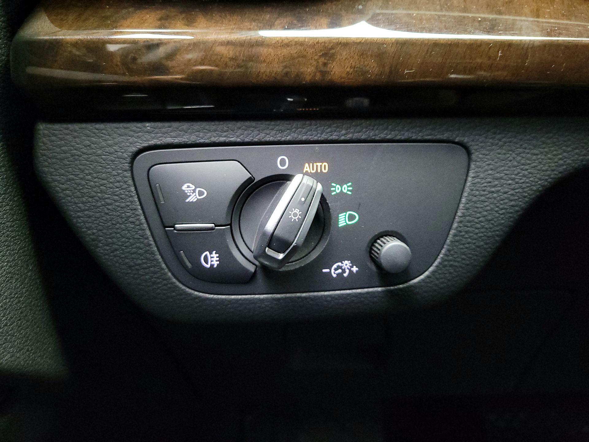 Thumbnail: 2020 Audi Q5 - 13