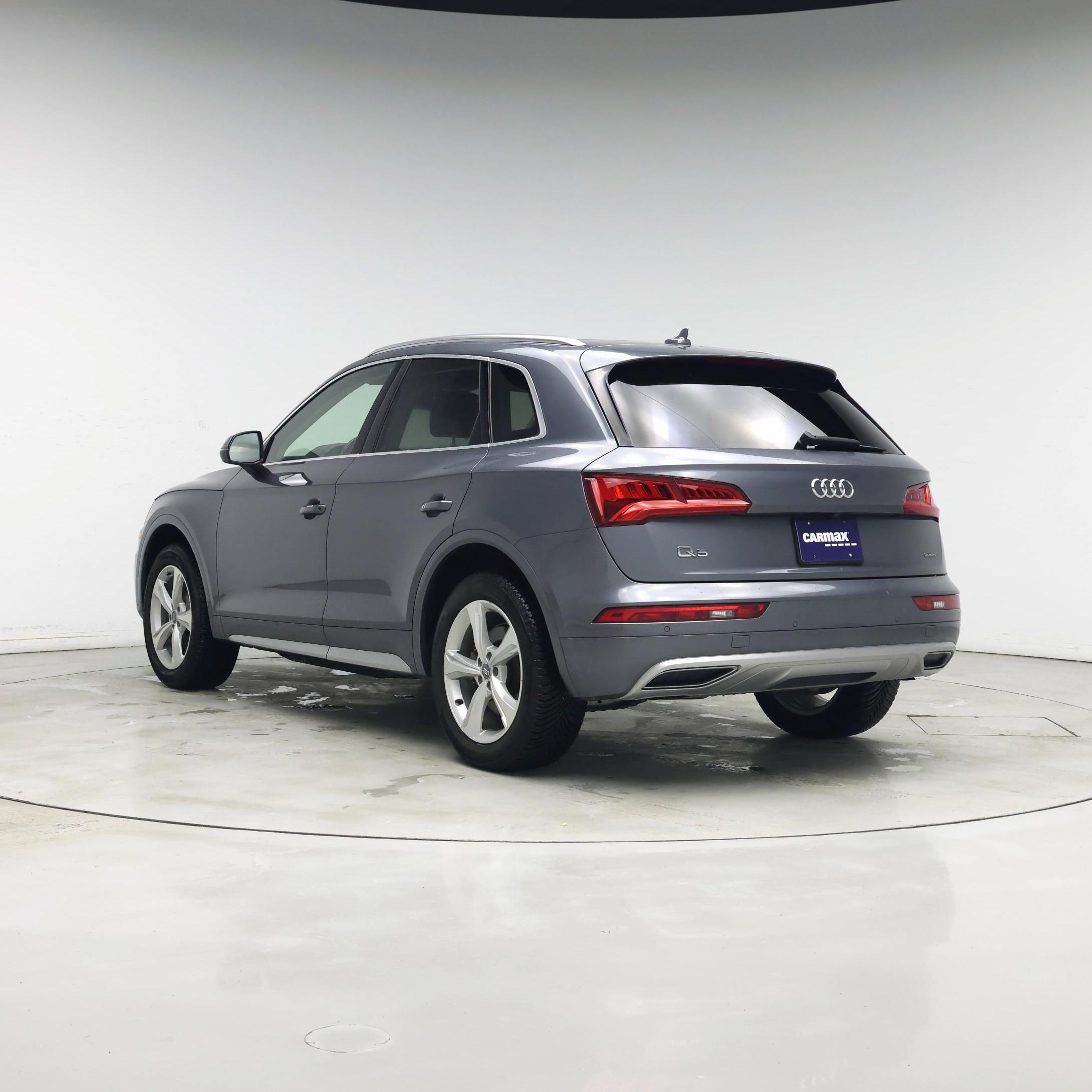 Thumbnail: 2020 Audi Q5 - 2