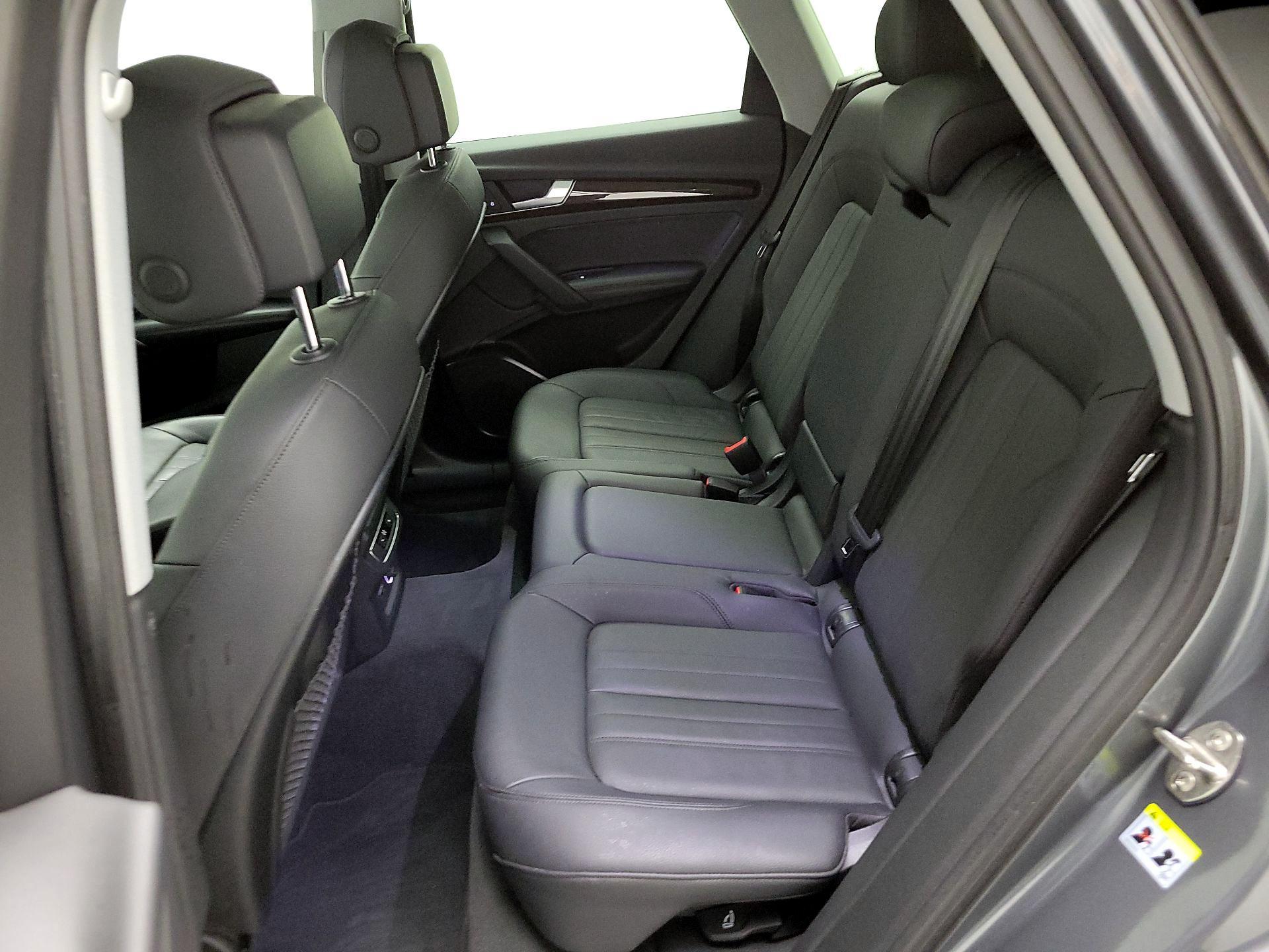 Thumbnail: 2020 Audi Q5 - 19