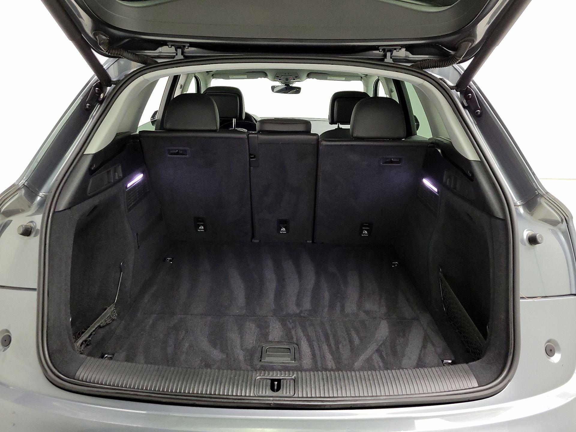 Thumbnail: 2020 Audi Q5 - 20